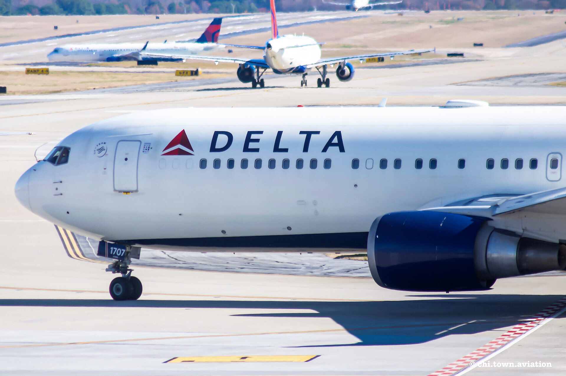 Full size: Delta Airlines Boeing 767-300ER N177DZ at Hartsfield-Jackson Atlanta International Airport