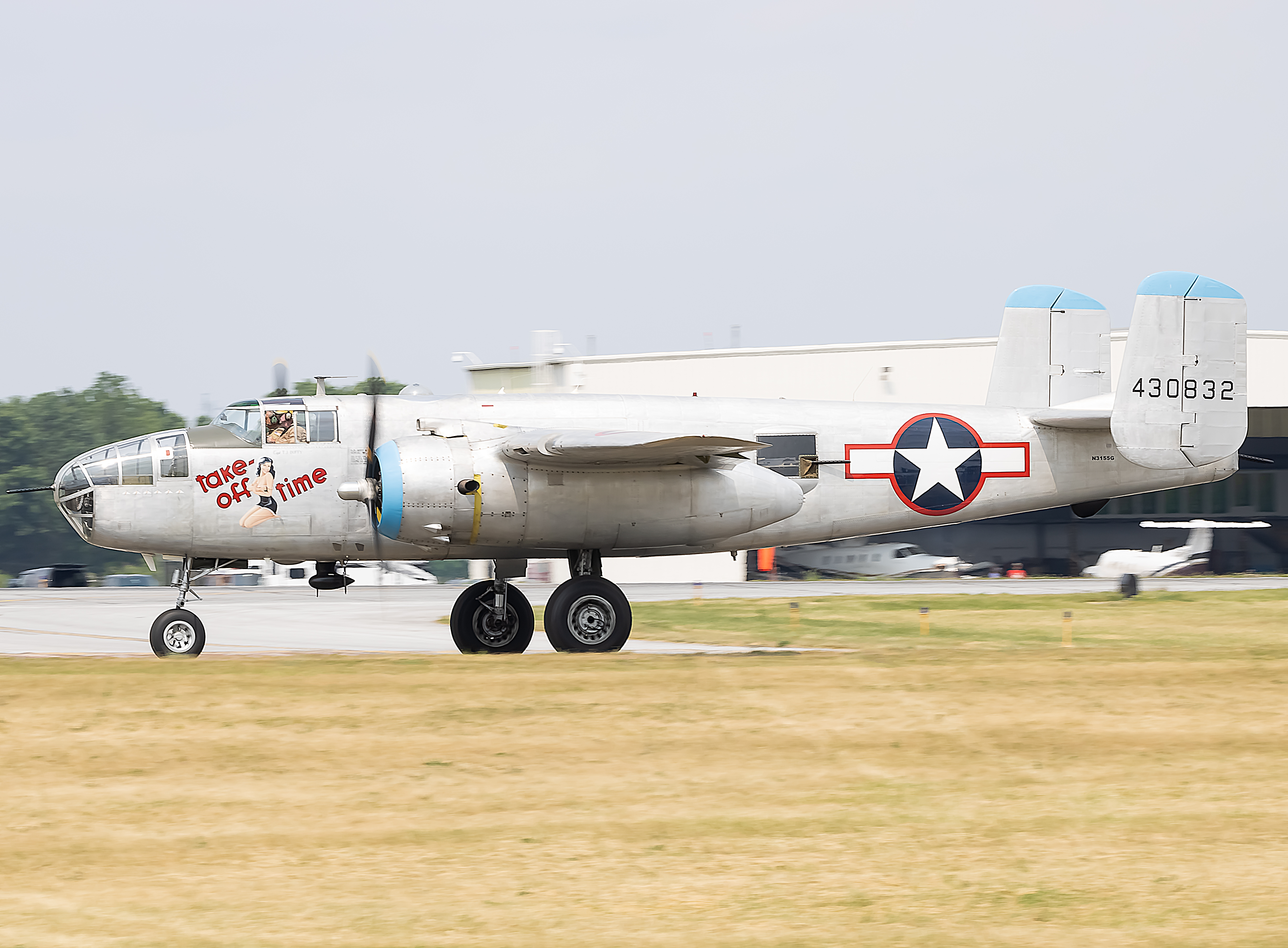 Full size: PRIVATE  North American B-25 Mitchell N3155G at Reading Regional Airport/Carl A Spaatz Field