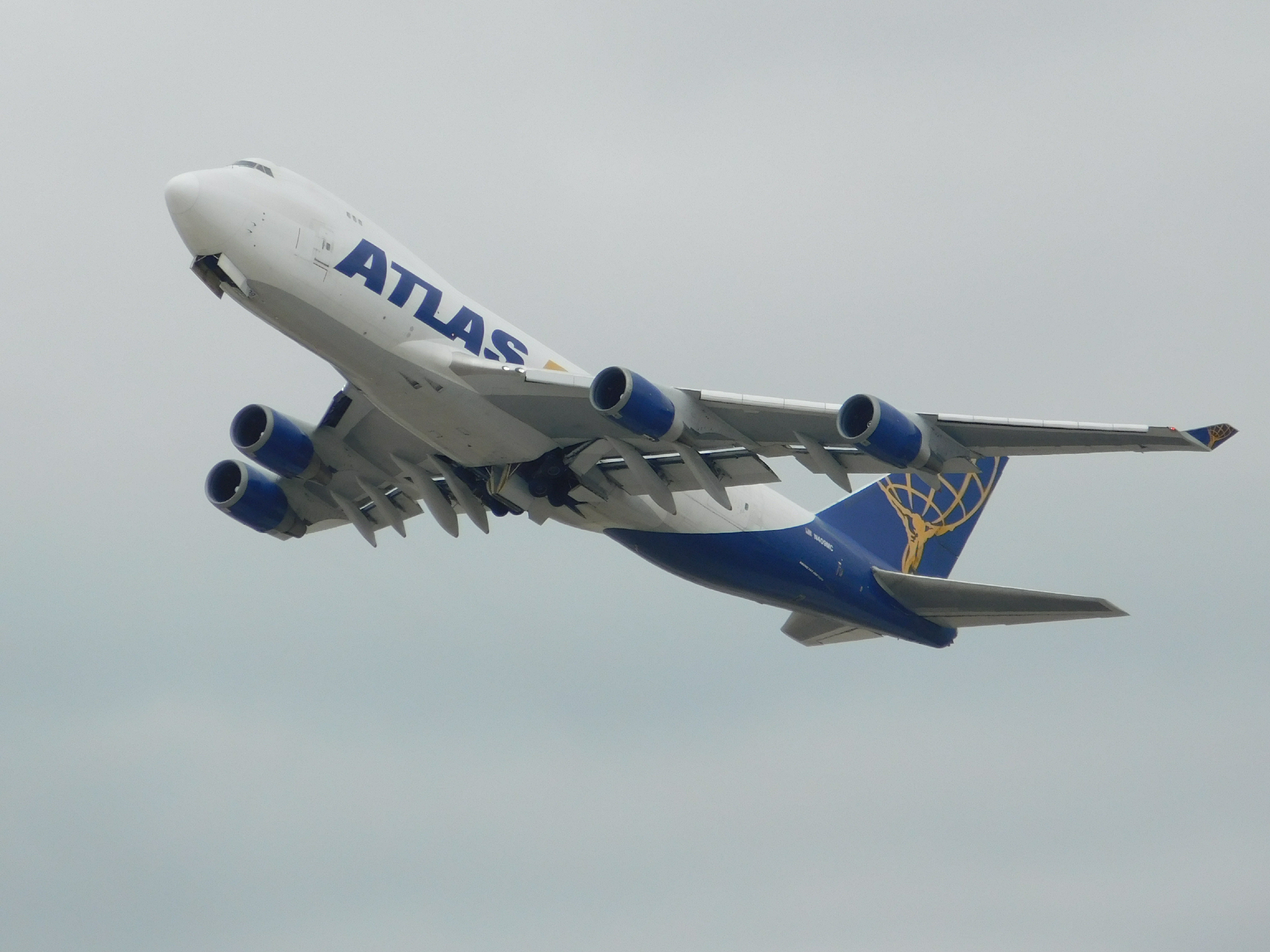 Full size: Atlas Air Boeing 747-400F N409MC at Chicago O'Hare International Airport