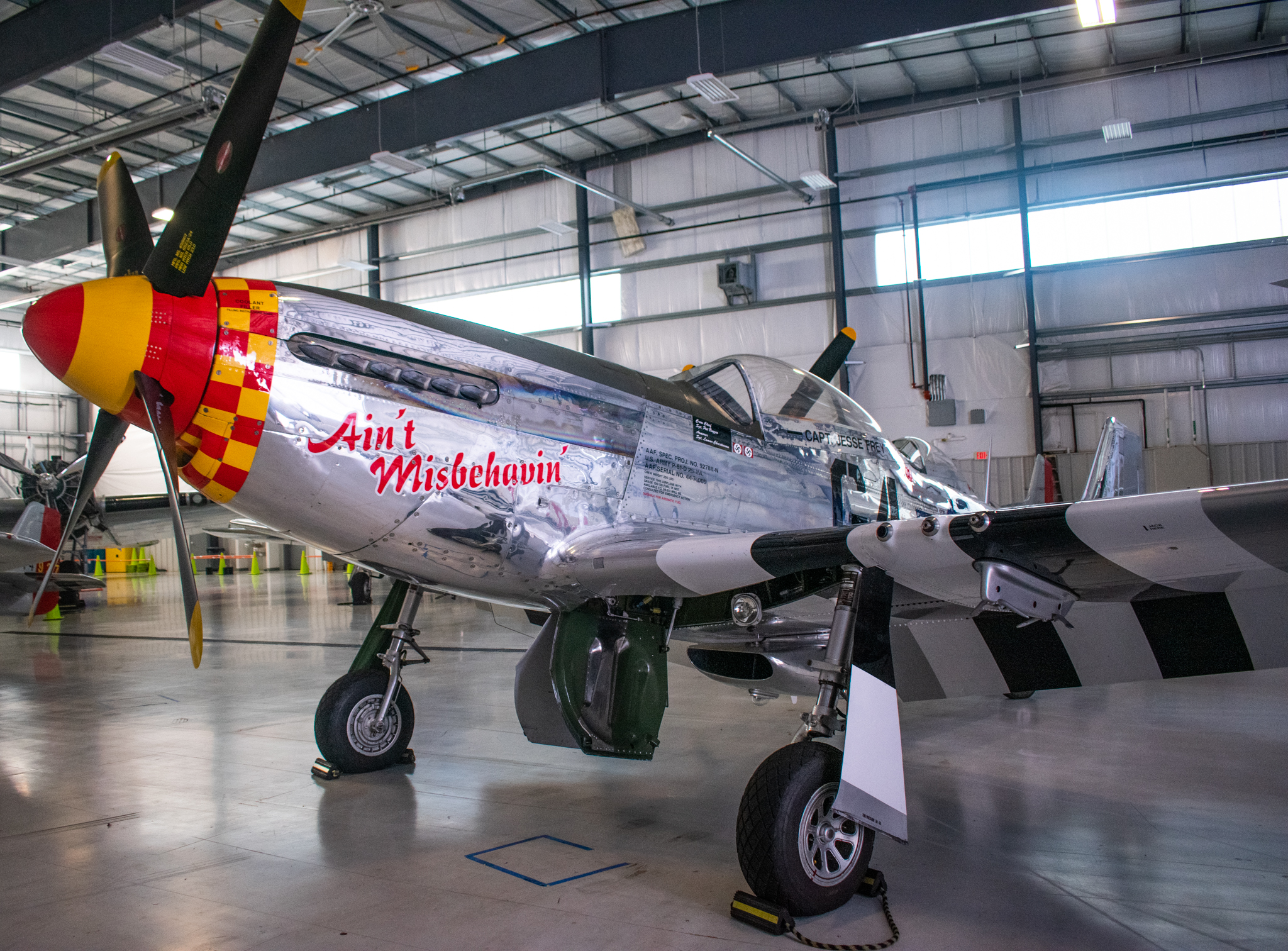 Full size: PRIVATE North American P-51 Mustang Unknown at Manassas Regional Airport/Harry P. Davis Field