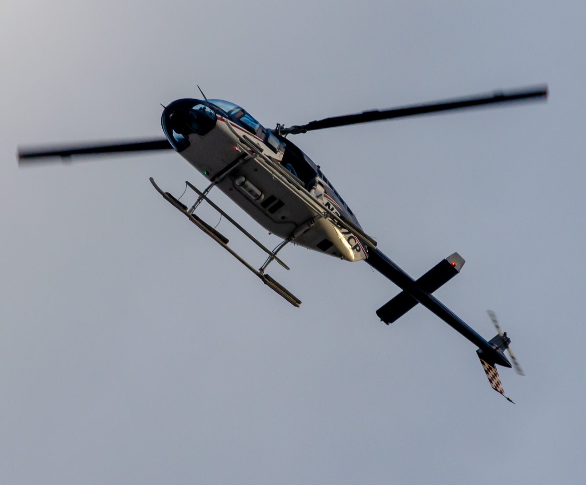 Full size: PRIVATE Bell 206 N207CP at Newark Liberty International Airport