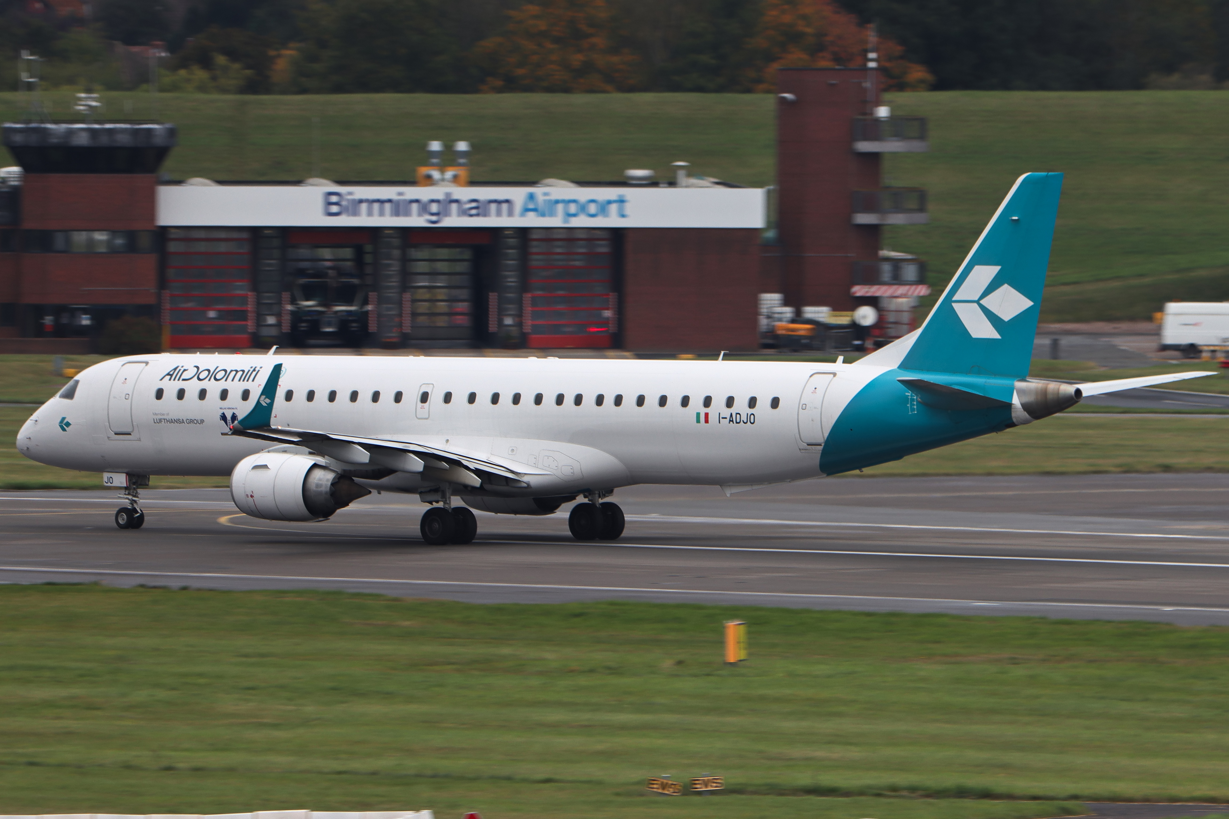 Full size: Air Dolomiti Embraer E195 I-ADJO at Birmingham Airport