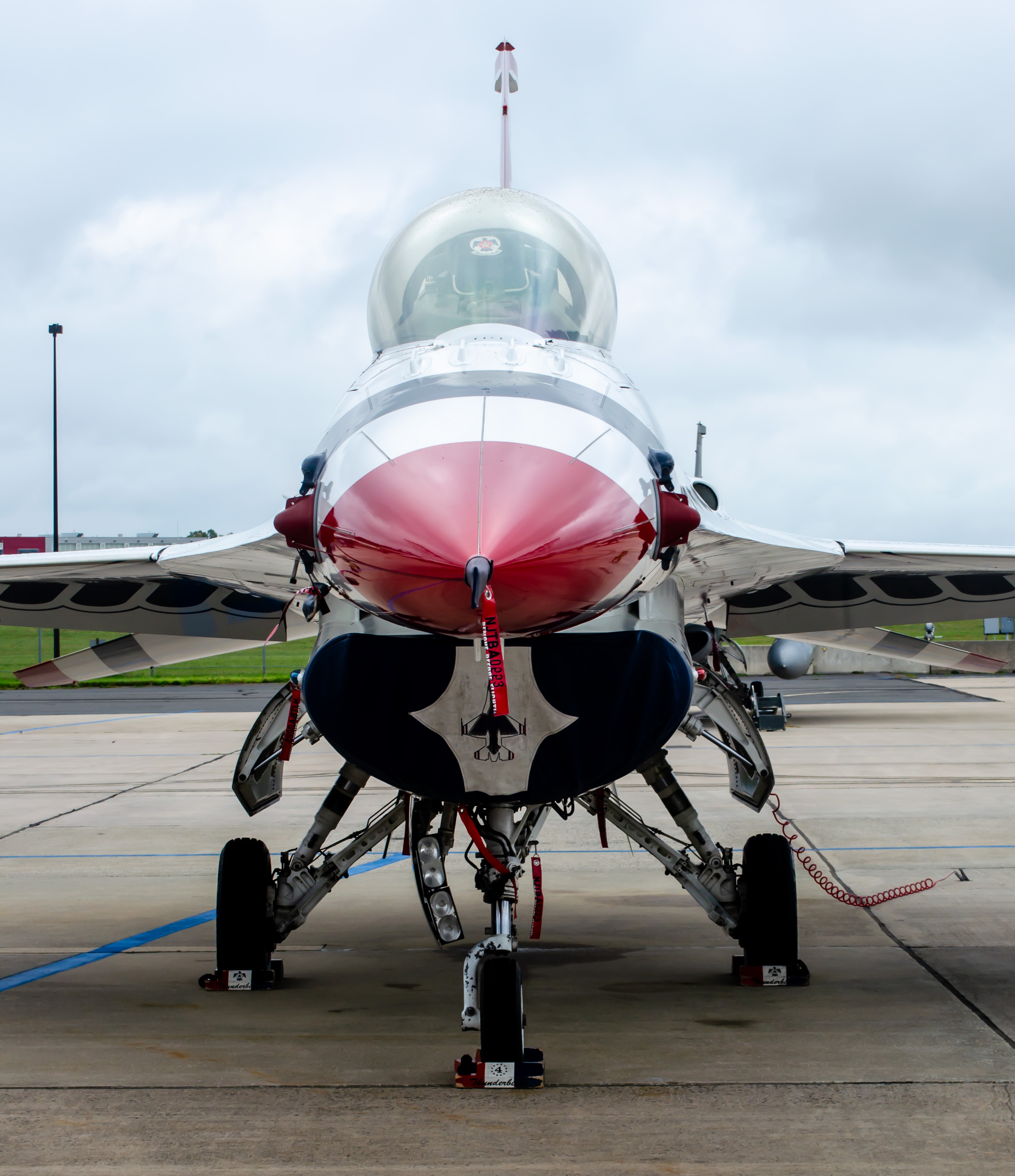 Full size: USAF - United States Air Force General Dynamics F-16 Fighting Falcon 923881 at Atlantic City International Airport