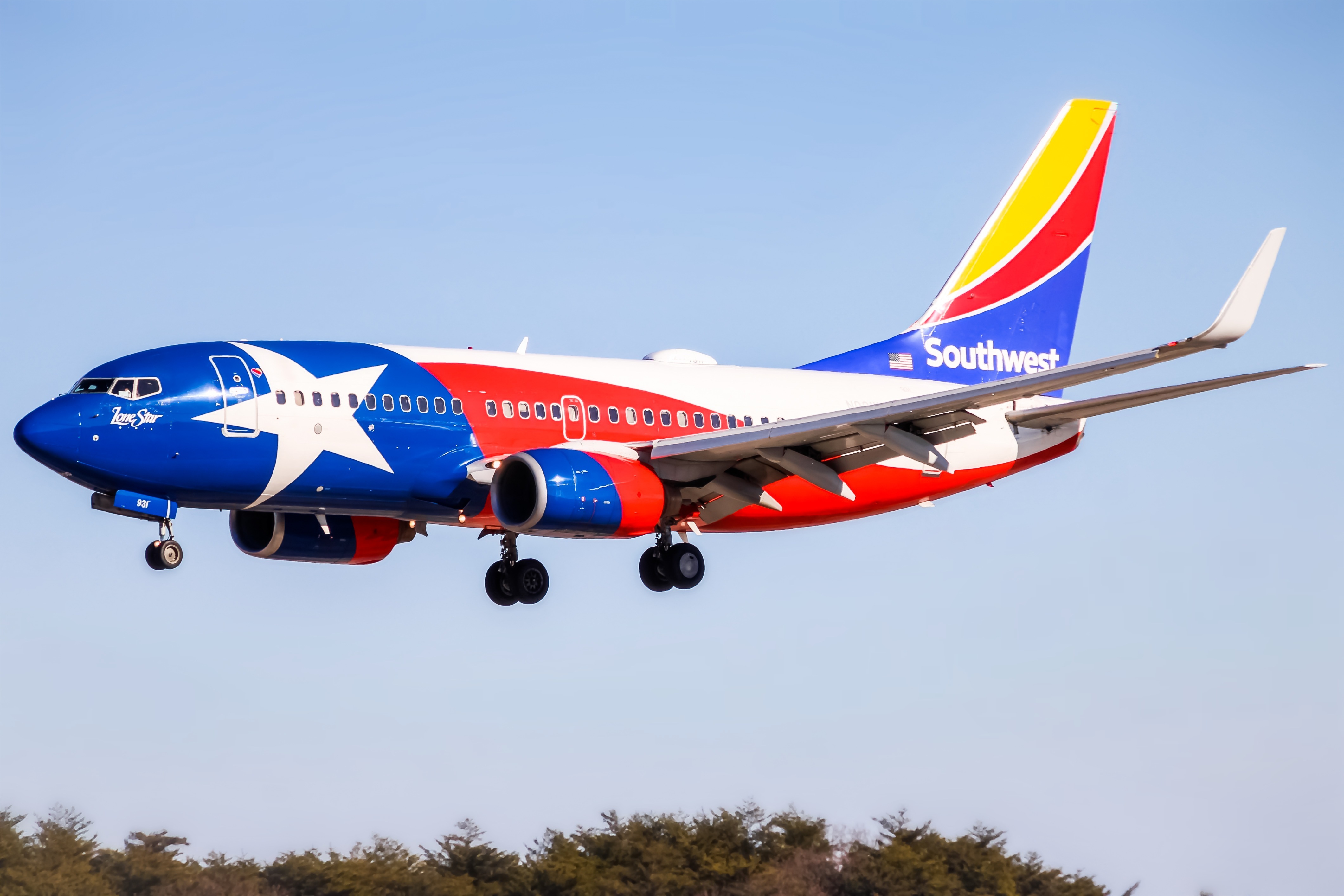 Full size: Southwest Boeing 737-700 N931WN at Baltimore/Washington International Thurgood Marshall Airport
