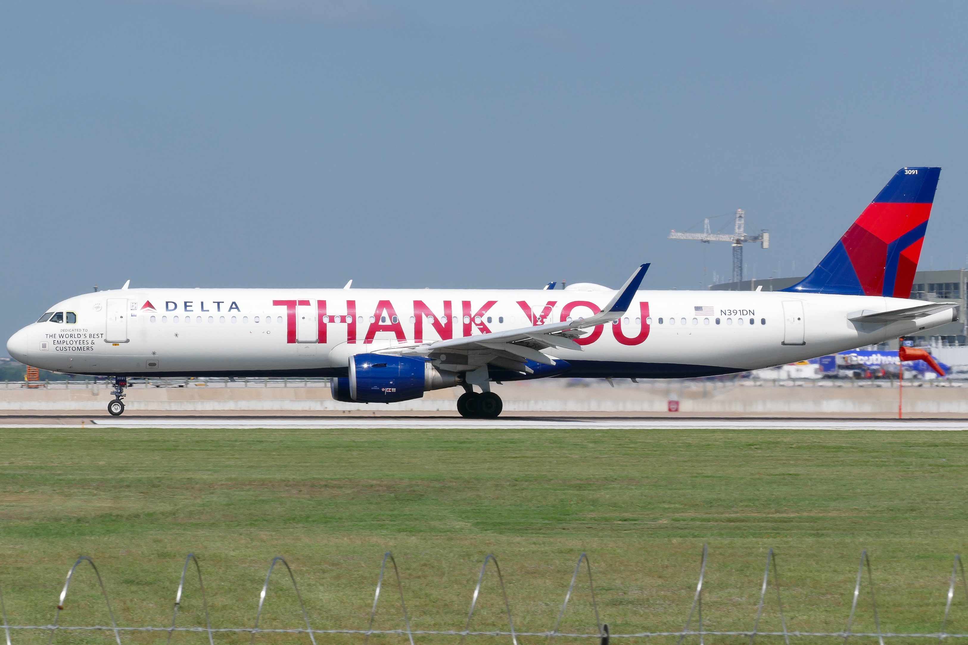 Full size: Delta Airlines Airbus A321-200 N391DN at Austin-Bergstrom International Airport