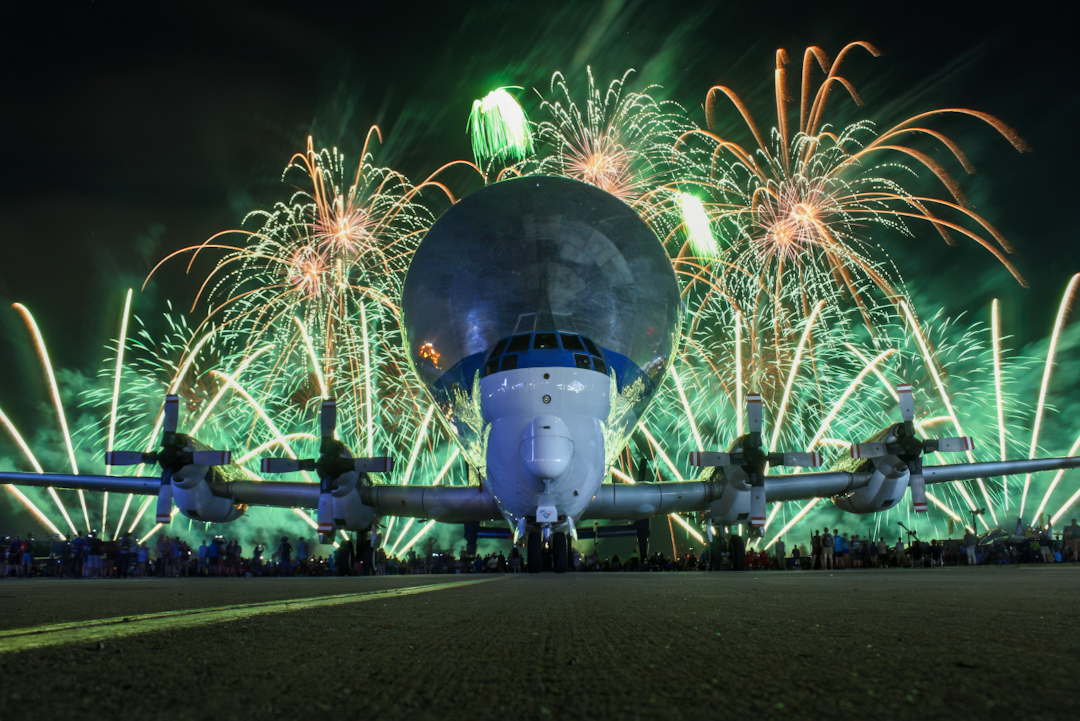 Full size: NASA Boeing B-377 SGT Super Guppy Turbine N941NA at Wittman Regional Airport
