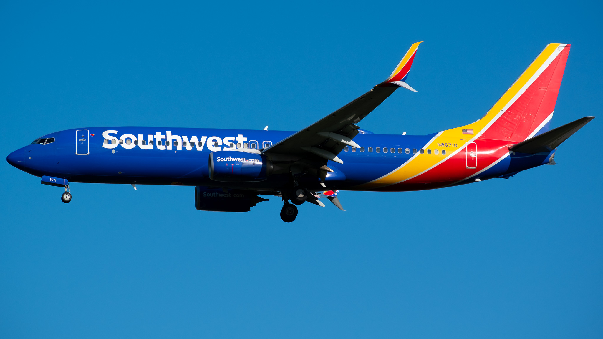Full size: Southwest Airlines Boeing 737-800 N8671D at Orlando International Airport