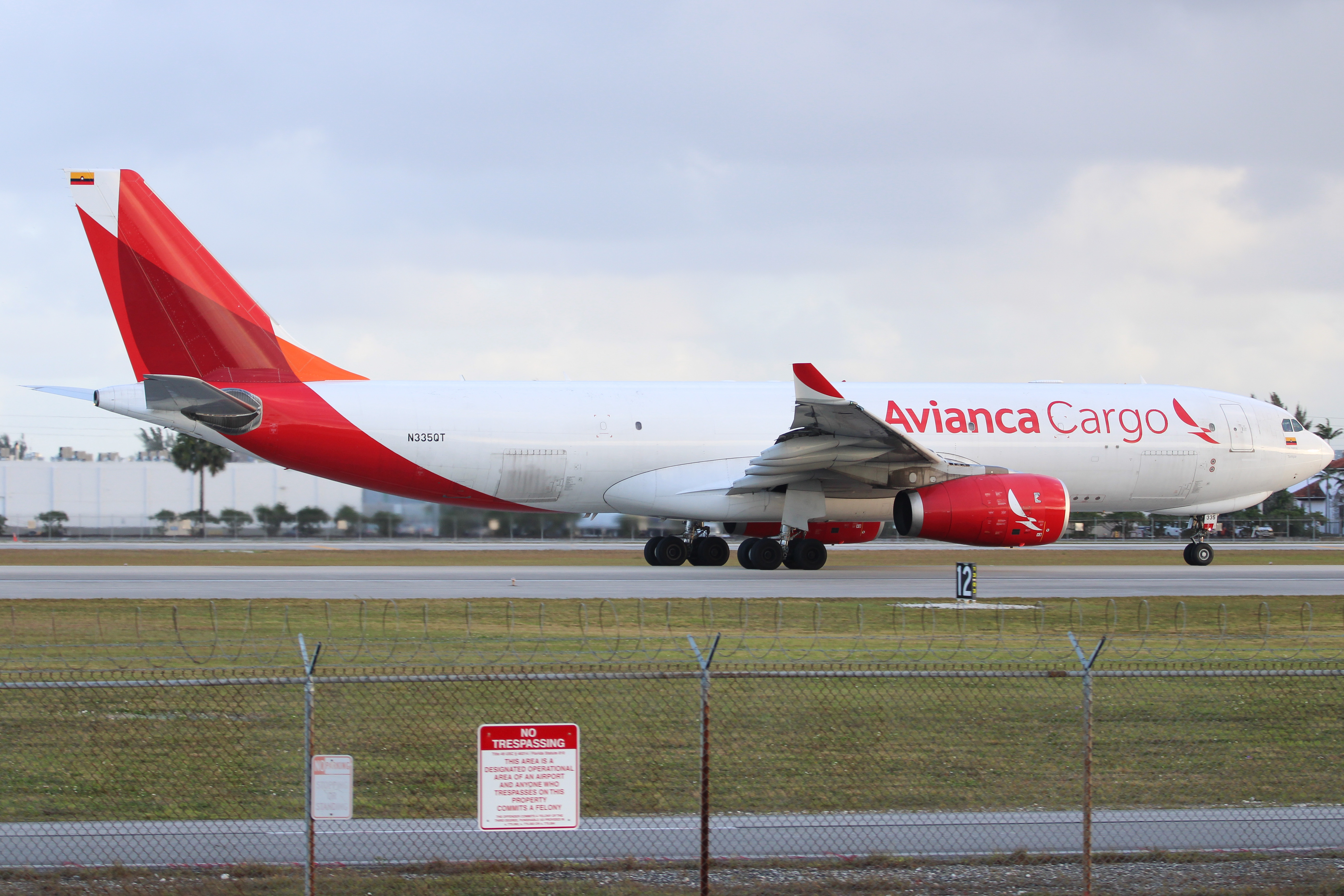 Full size: Avianca Cargo Airbus A330-300F N335QT at Miami International Airport