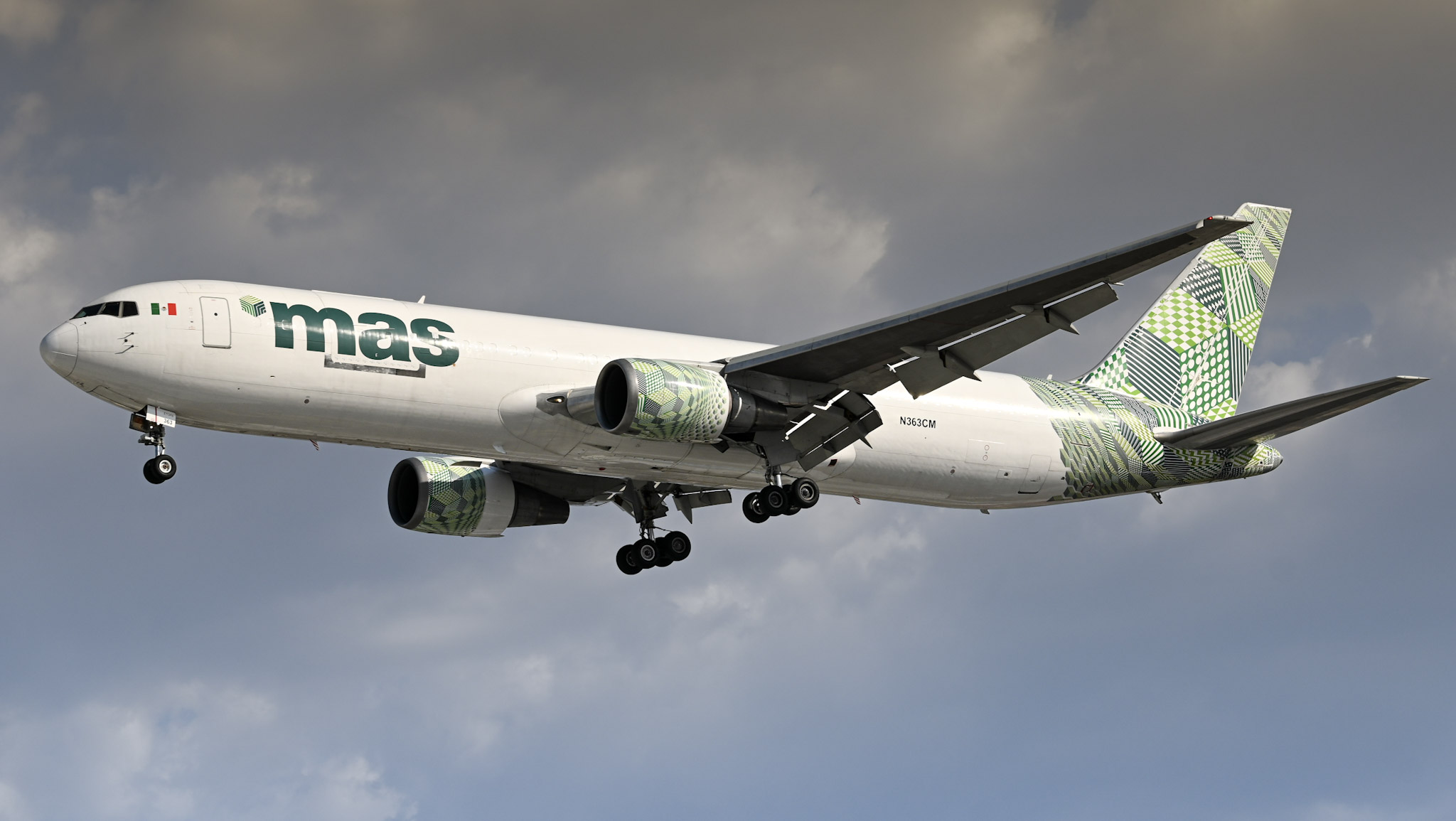 Full size: MasAir Boeing 767-300F N363CM at Mexico City International Airport