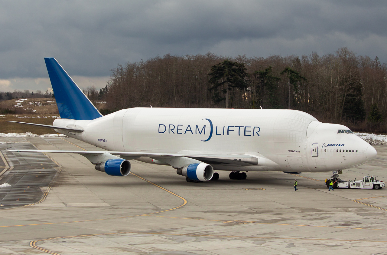 Full size: Boeing Boeing Dreamlifter (BLCF) N249BA at Snohomish County Airport (Paine Field)