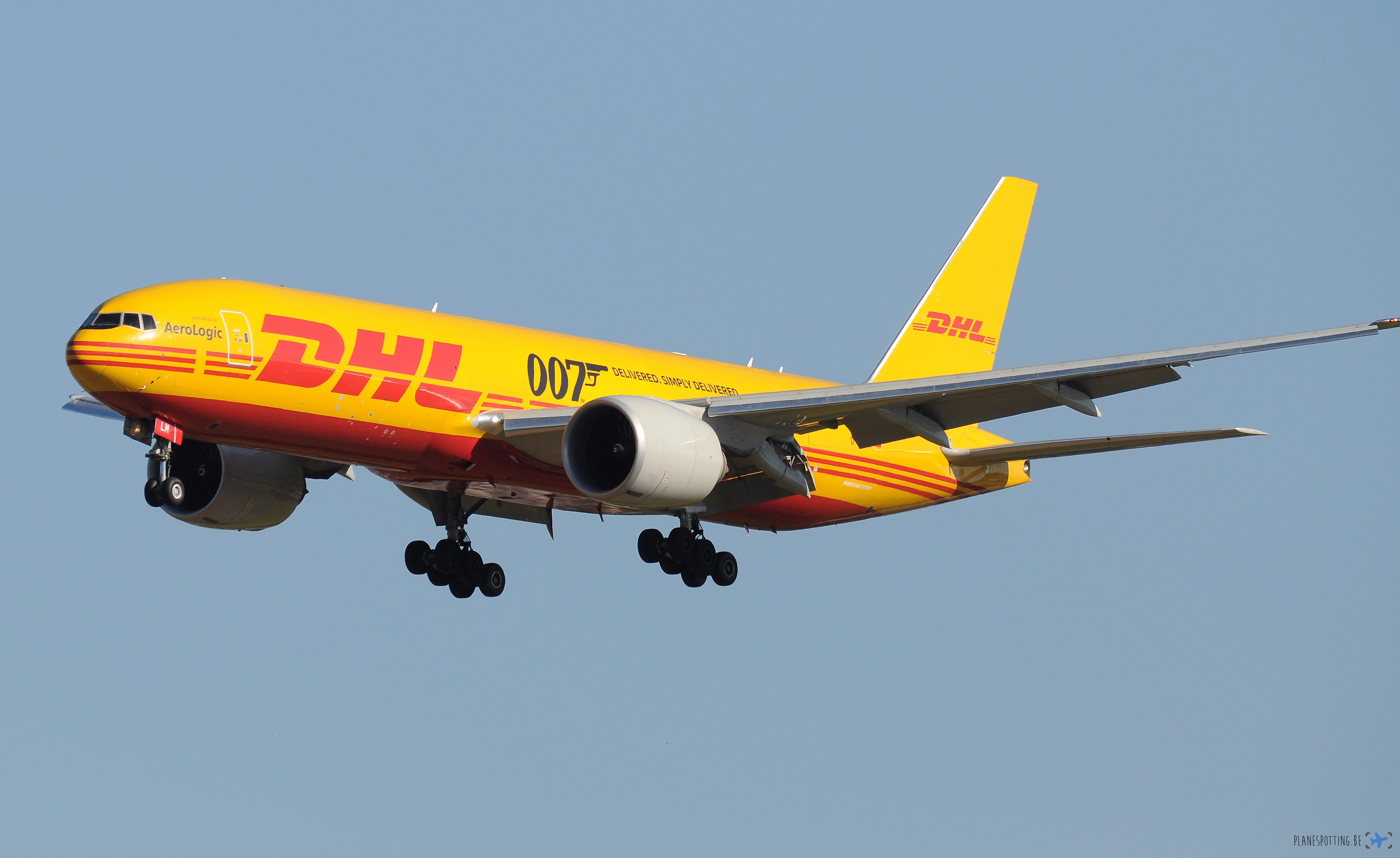 Full size: DHL Boeing 777-F D-AALM at Brussels Airport