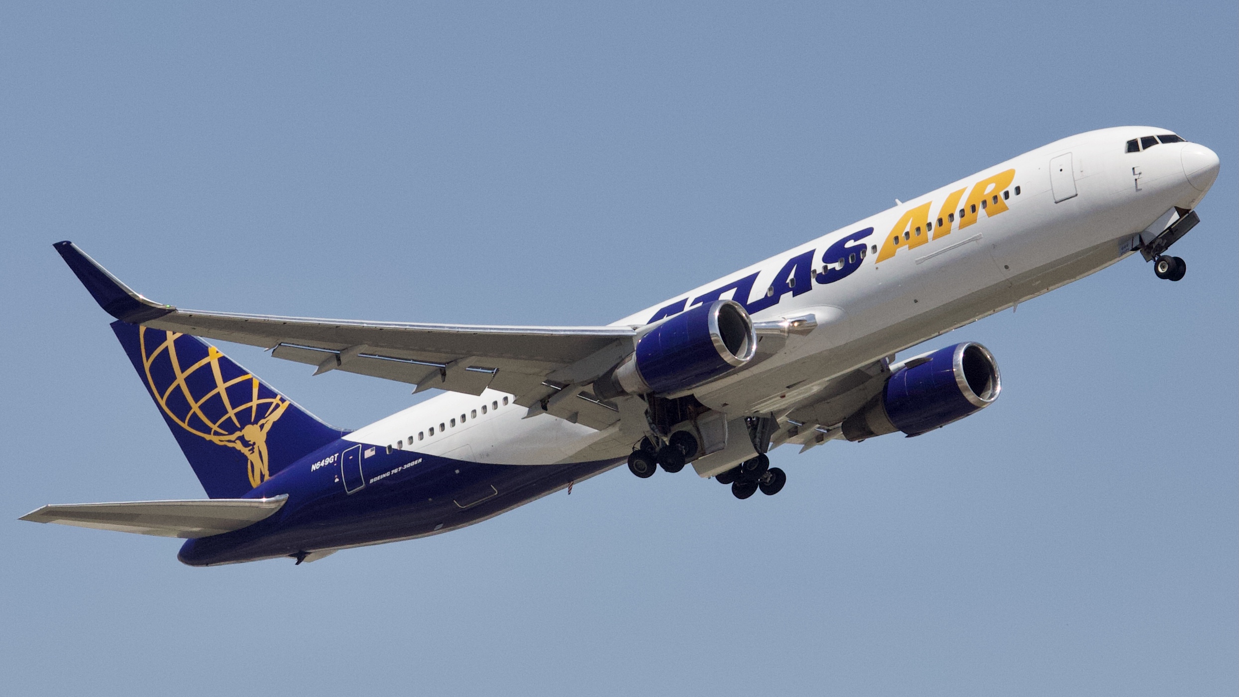 Full size: Atlas Air Boeing 767-300ER N649GT at Houston-George Bush Intercontinental Airport