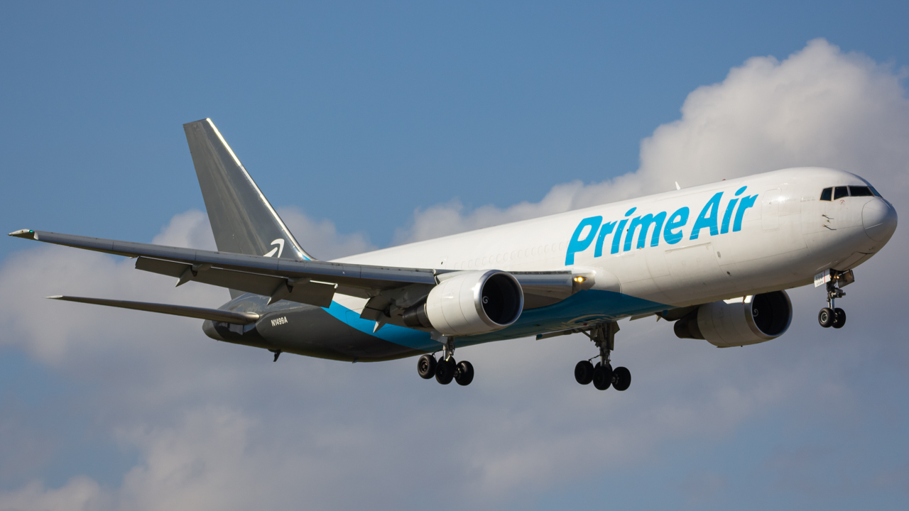 Full size: Prime Air Boeing 767-300F N1499A at Miami International Airport