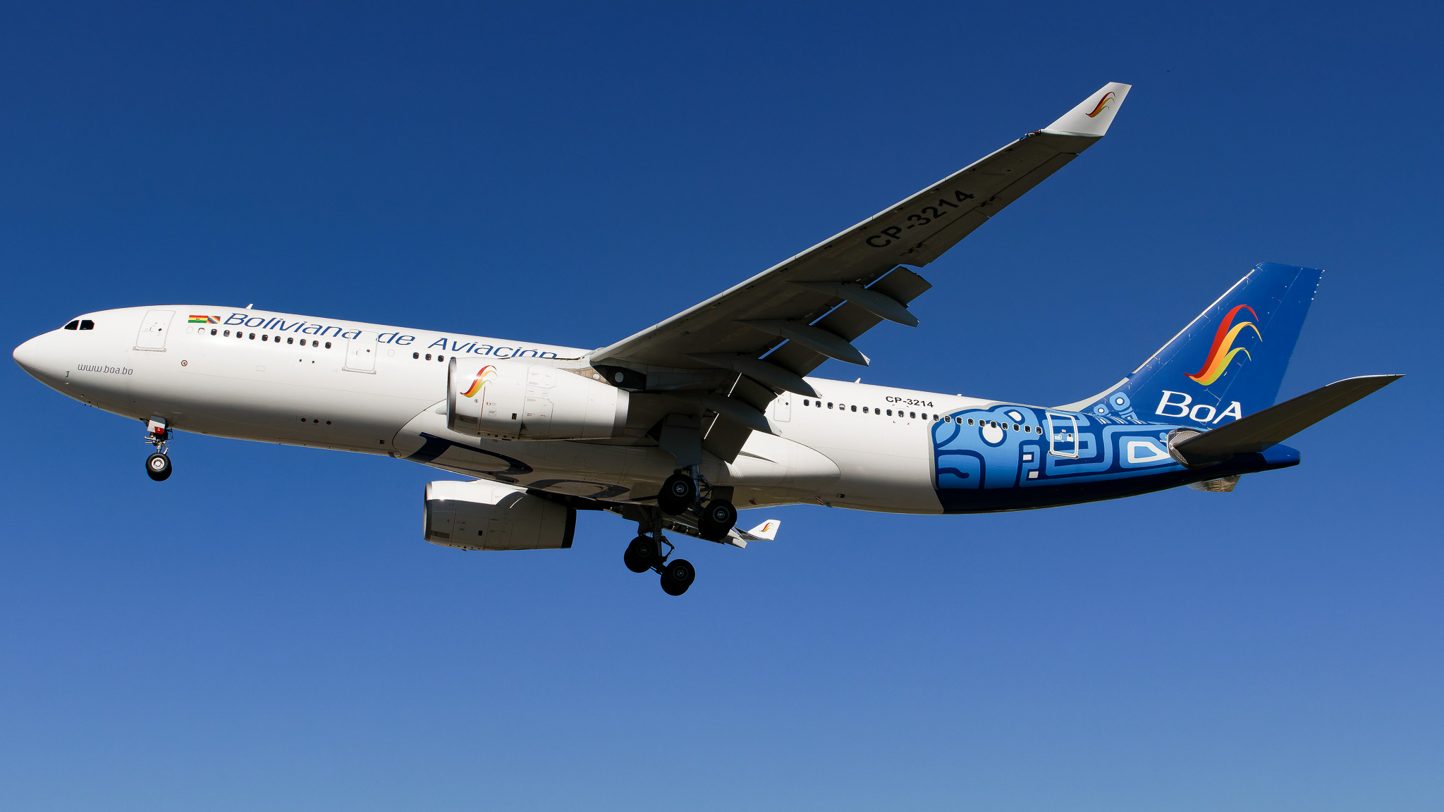 Full size:  Boliviana de Aviación Airbus A330-200 CP-3214 at Miami International Airport