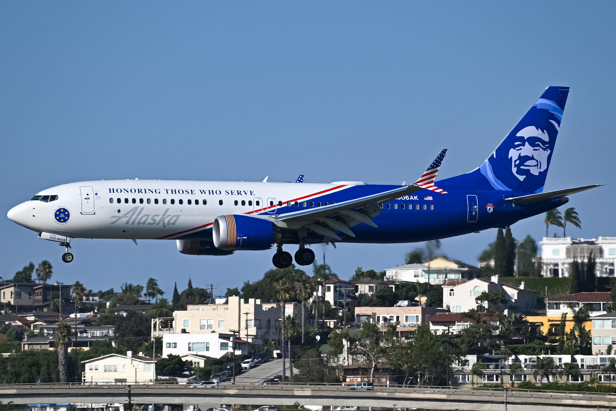 Full size: Alaska Airlines Boeing 737 MAX 8 N806AK at San Diego International Airport