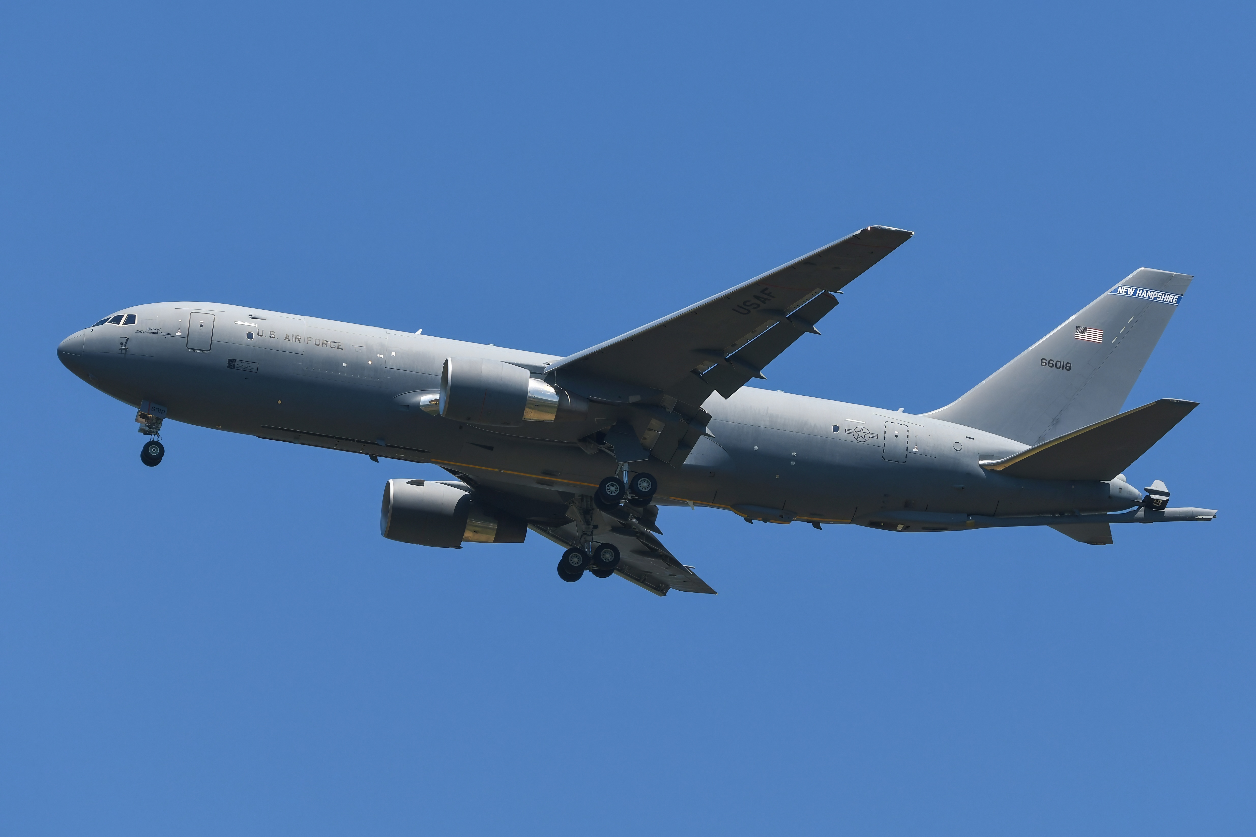 Full size: USAF - United States Air Force Boeing KC-46A Pegasus 16-46018 at Atlantic City International Airport