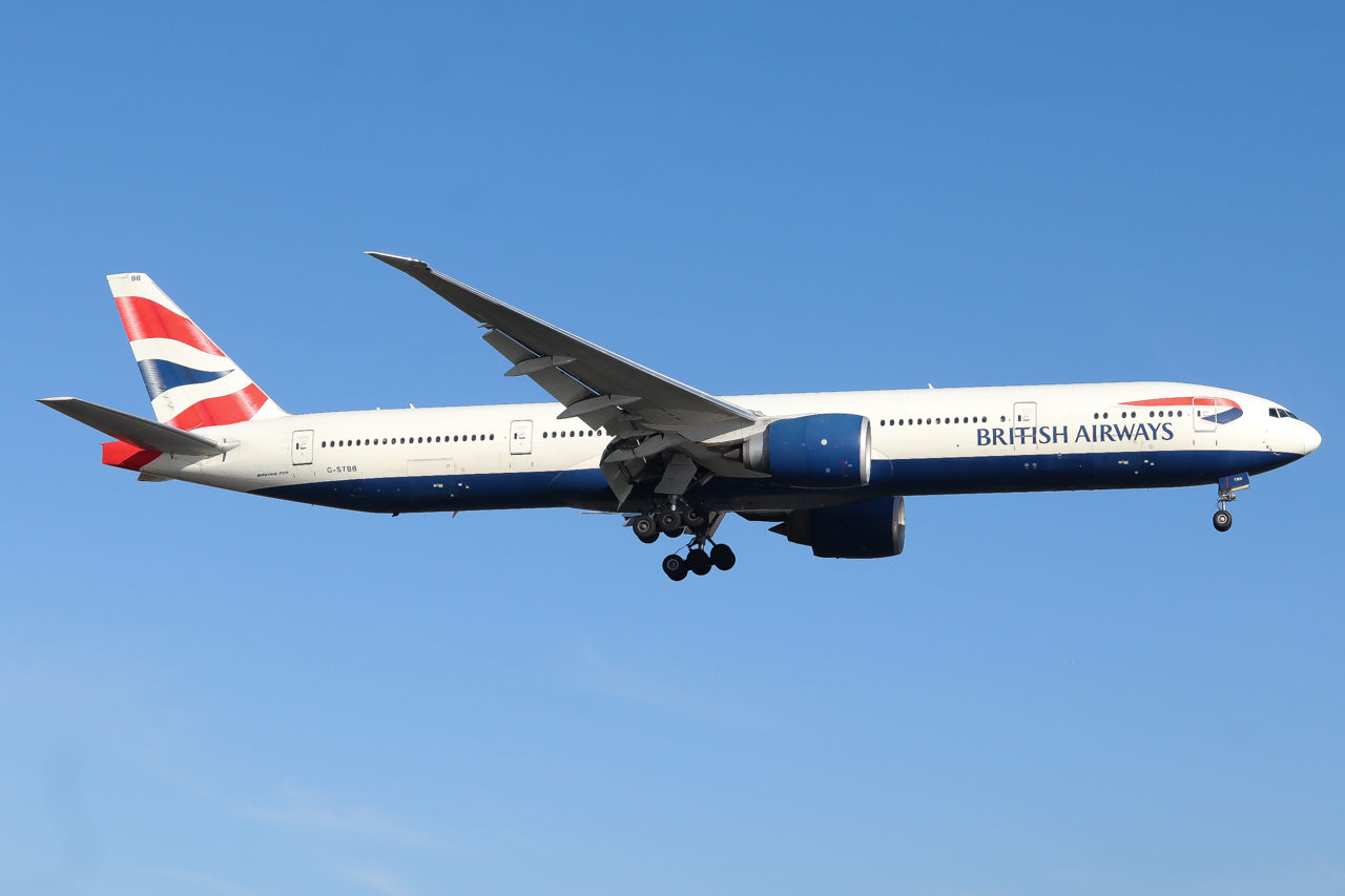 Full size: British Airways Boeing 777-300ER G-STBB at London Heathrow International Airport