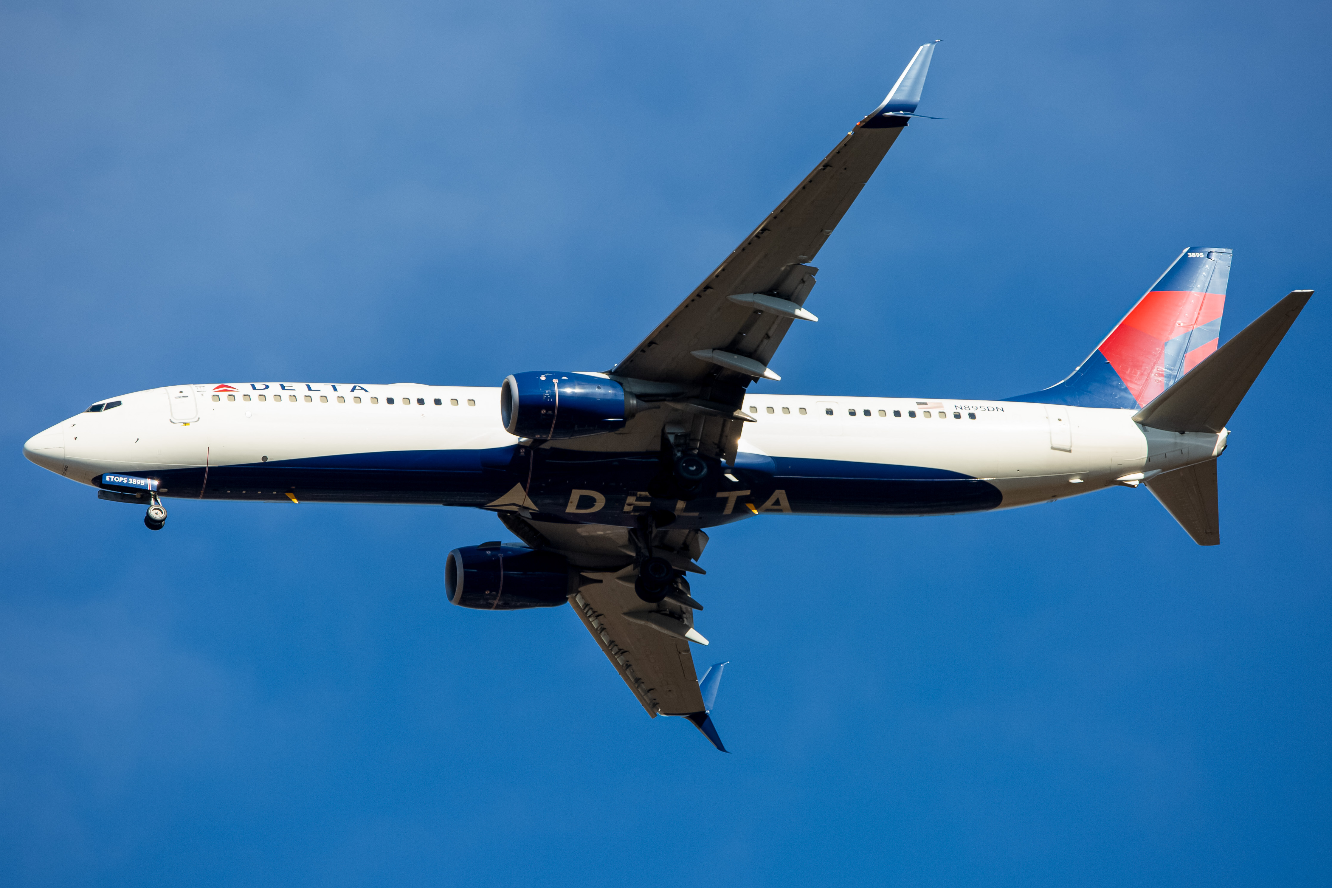 Full size: Delta Boeing 737-900ER N895DN at Baltimore/Washington International Thurgood Marshall Airport