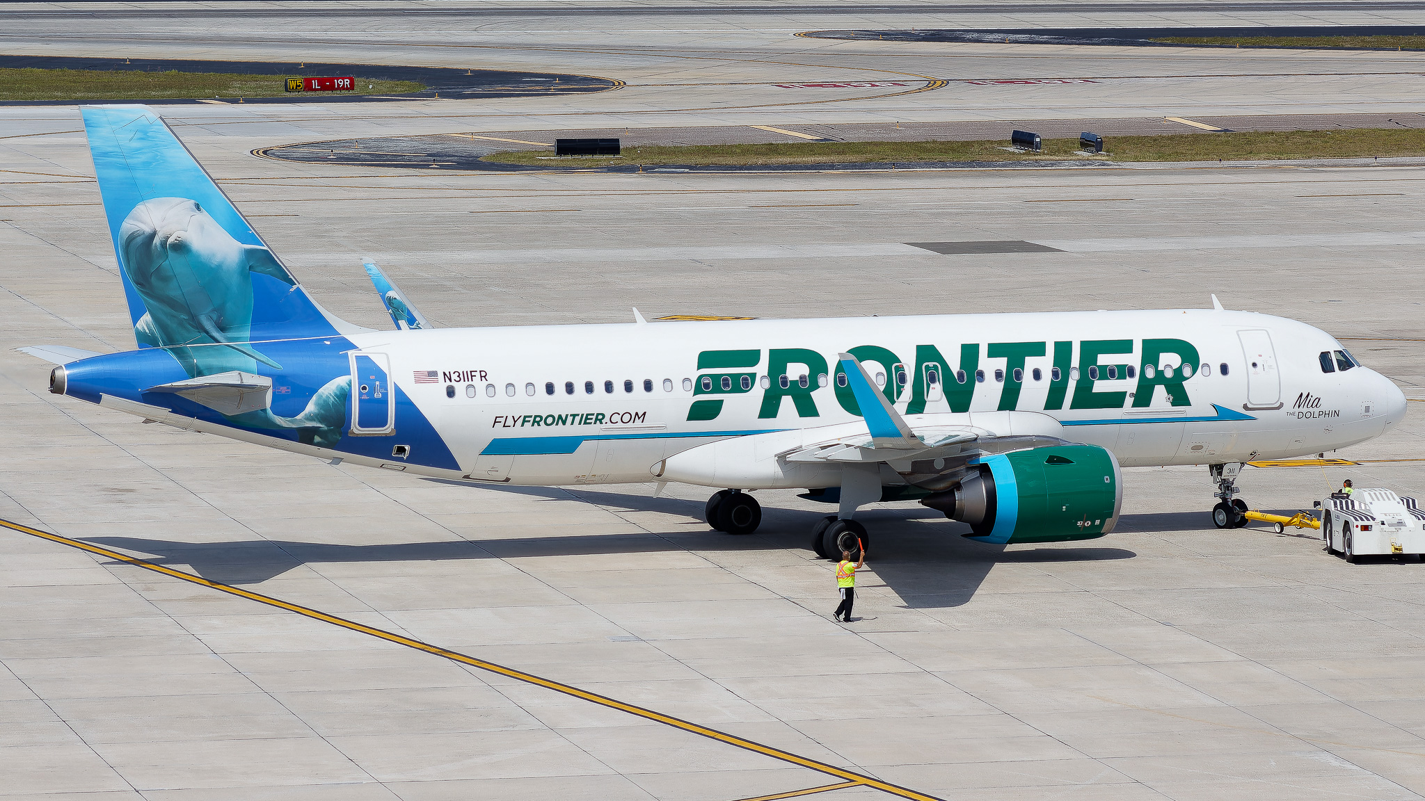 Full size: Frontier Airlines Airbus A320NEO N311FR at Tampa International Airport