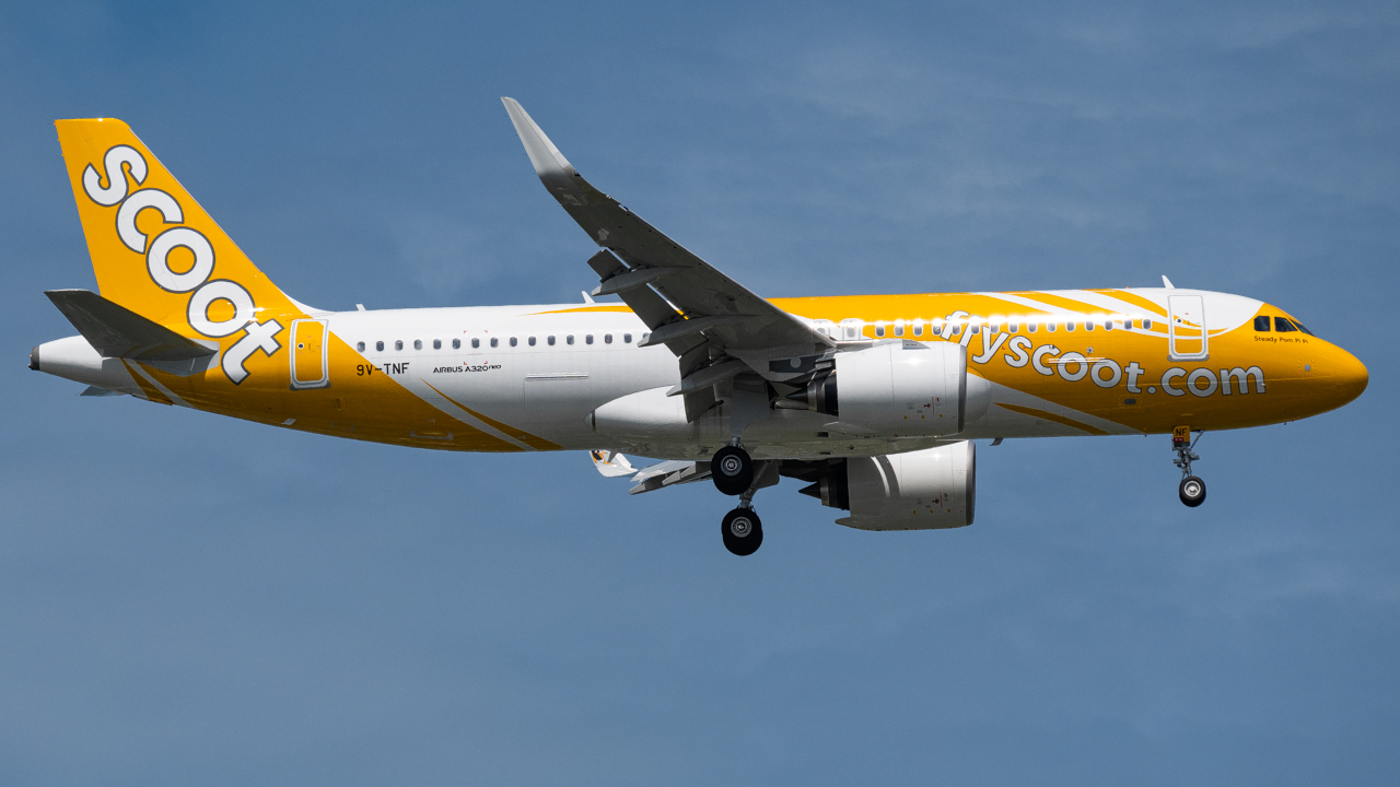 Full size: Scoot Airbus A320NEO 9V-TNF at Singapore-Changi Airport