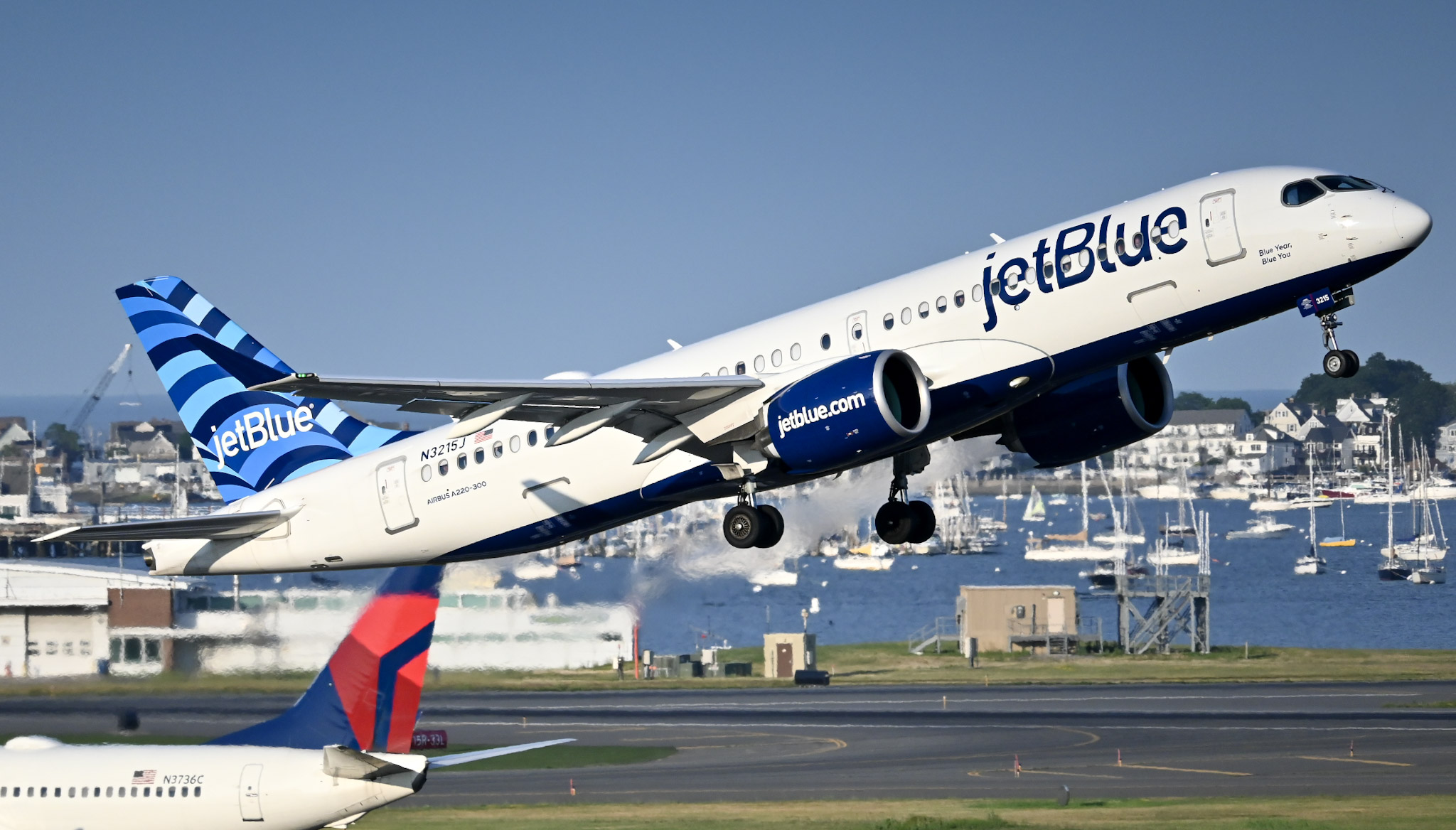 Full size: JetBlue Airways Airbus A220-300 N3215J at General Edward Lawrence Logan International Airport