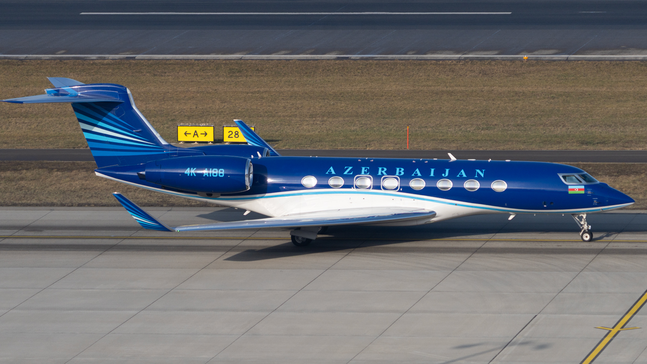Full size: Azerbijan Airlines Gulfstream G650  4K-AI88 at Zurich-Kloten Airport