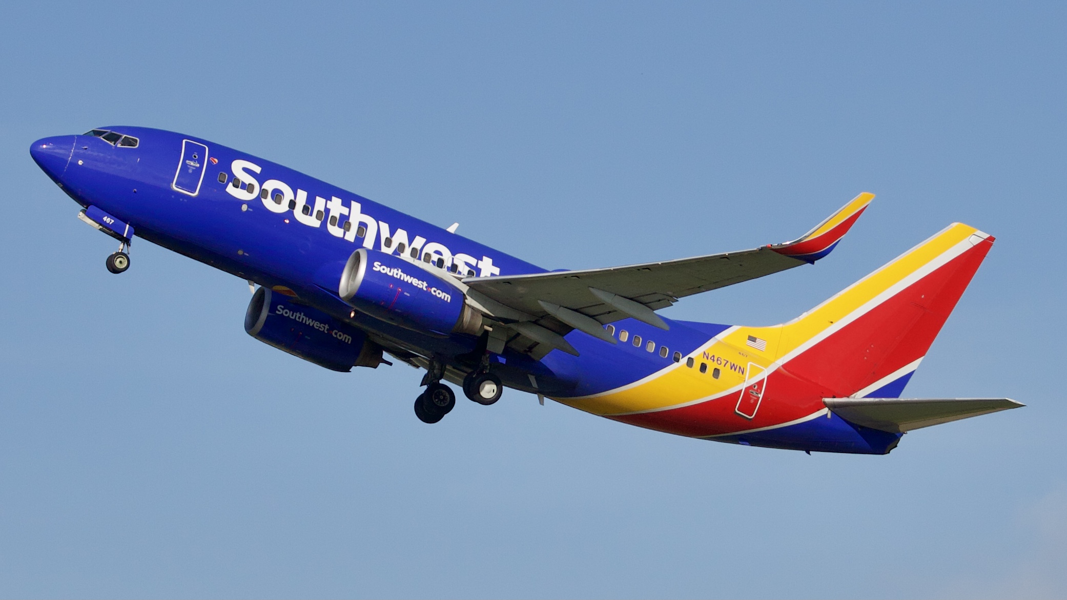 Full size: Southwest Airlines Boeing 737-700 N467WN at William P Hobby Airport