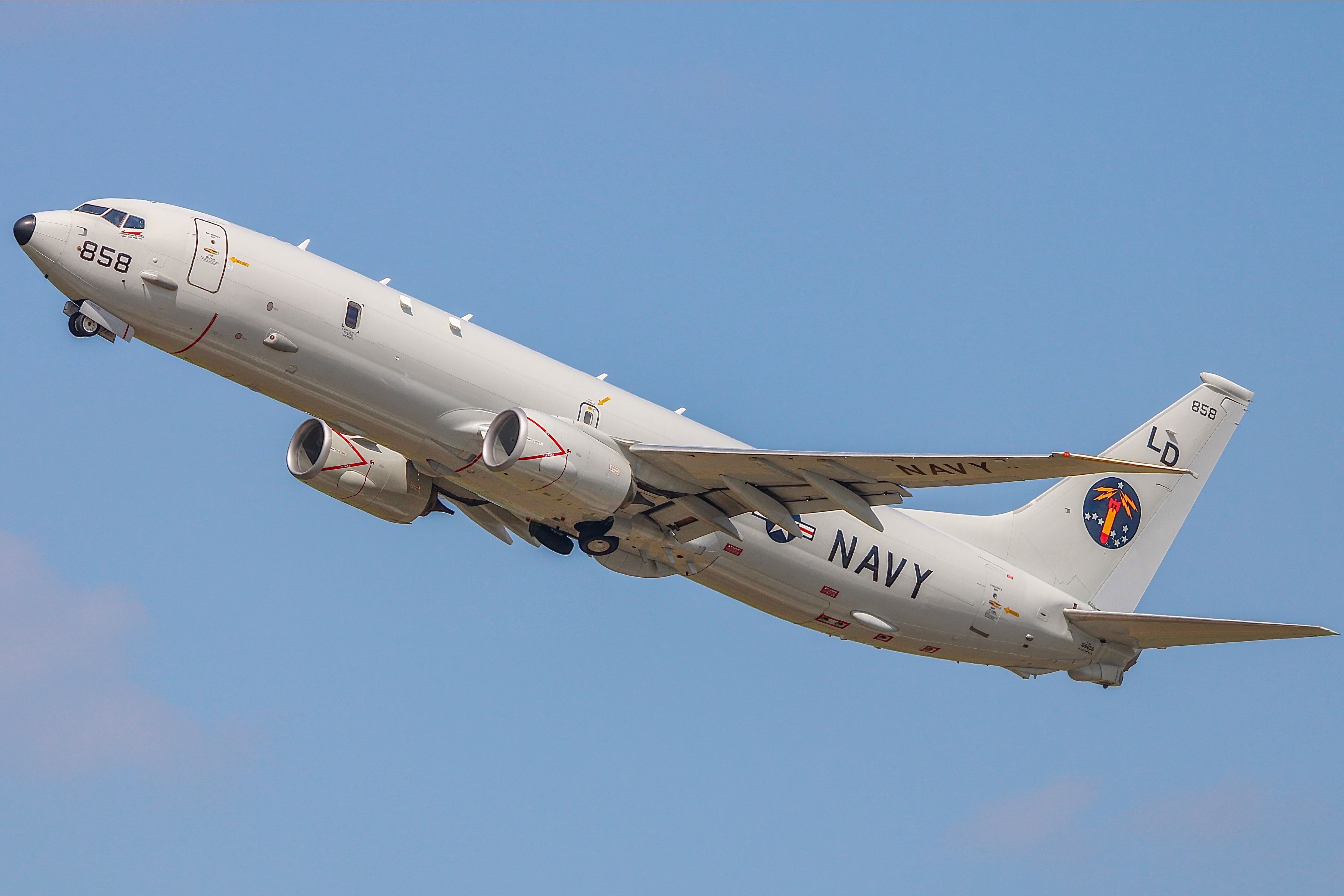 Full size: USN - United States Navy Boeing P-8 Poseidon  168858 at Atlantic City International Airport