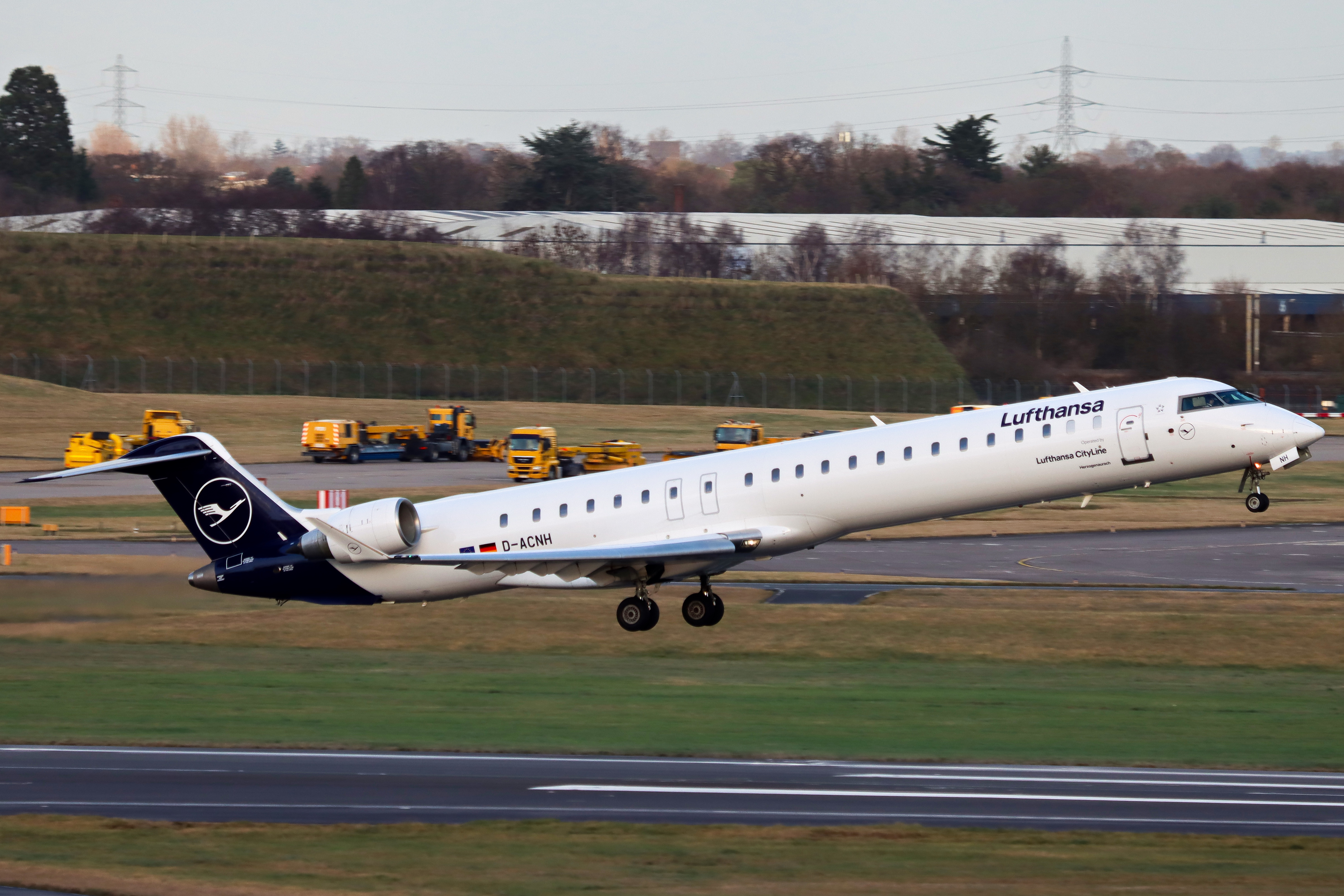 Full size: Lufthansa CityLine Mitsubishi CRJ-900LR D-ACNH at Birmingham Airport
