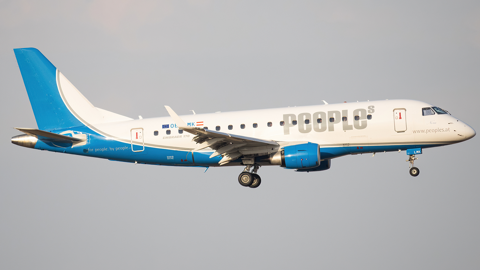 Full size: People\'s Viennaline Embraer E170 OE-LMK at Vienna International Airport