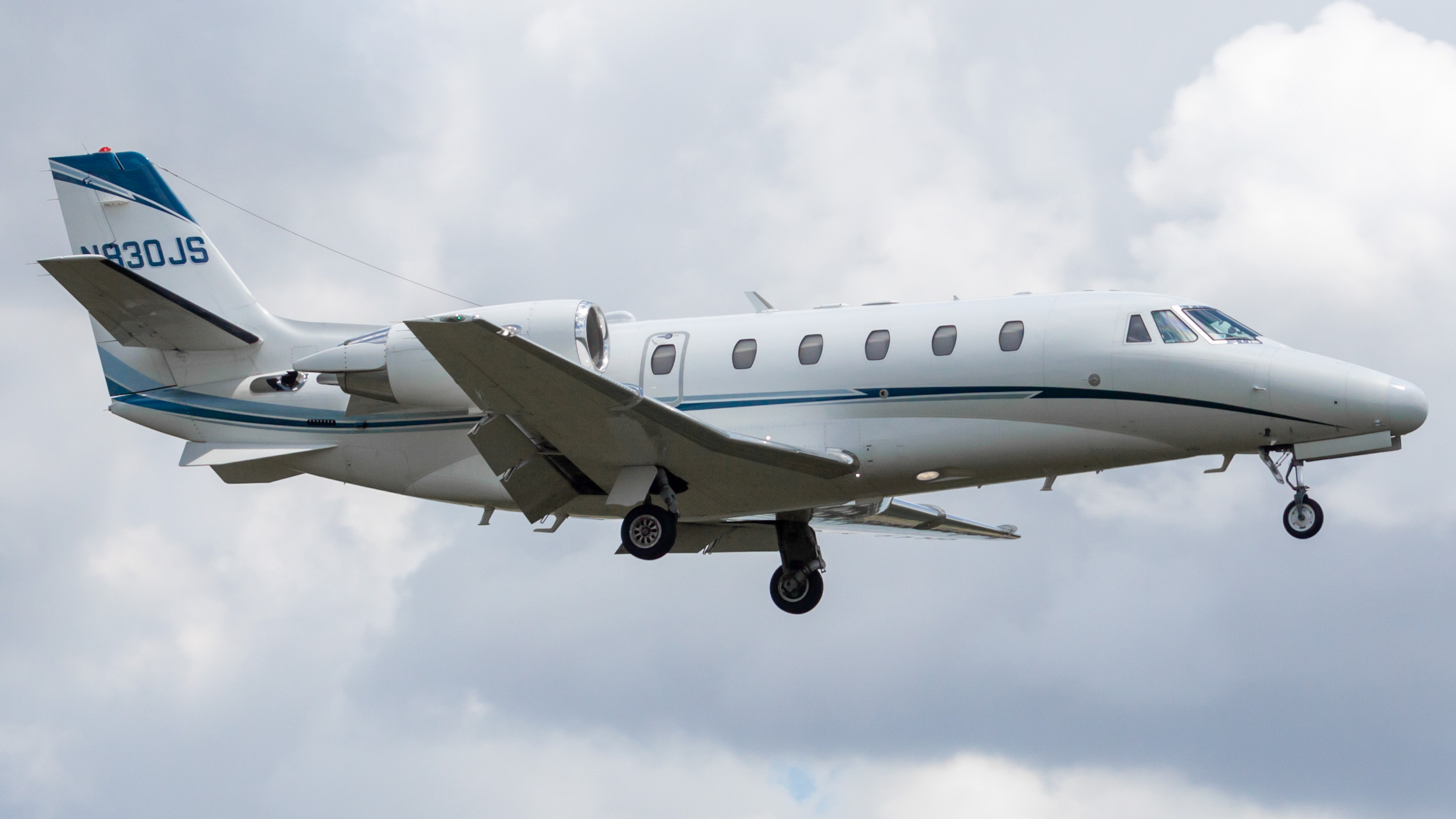 Full size: PRIVATE Cessna Citation 560XL Excel N830JS at William P Hobby Airport