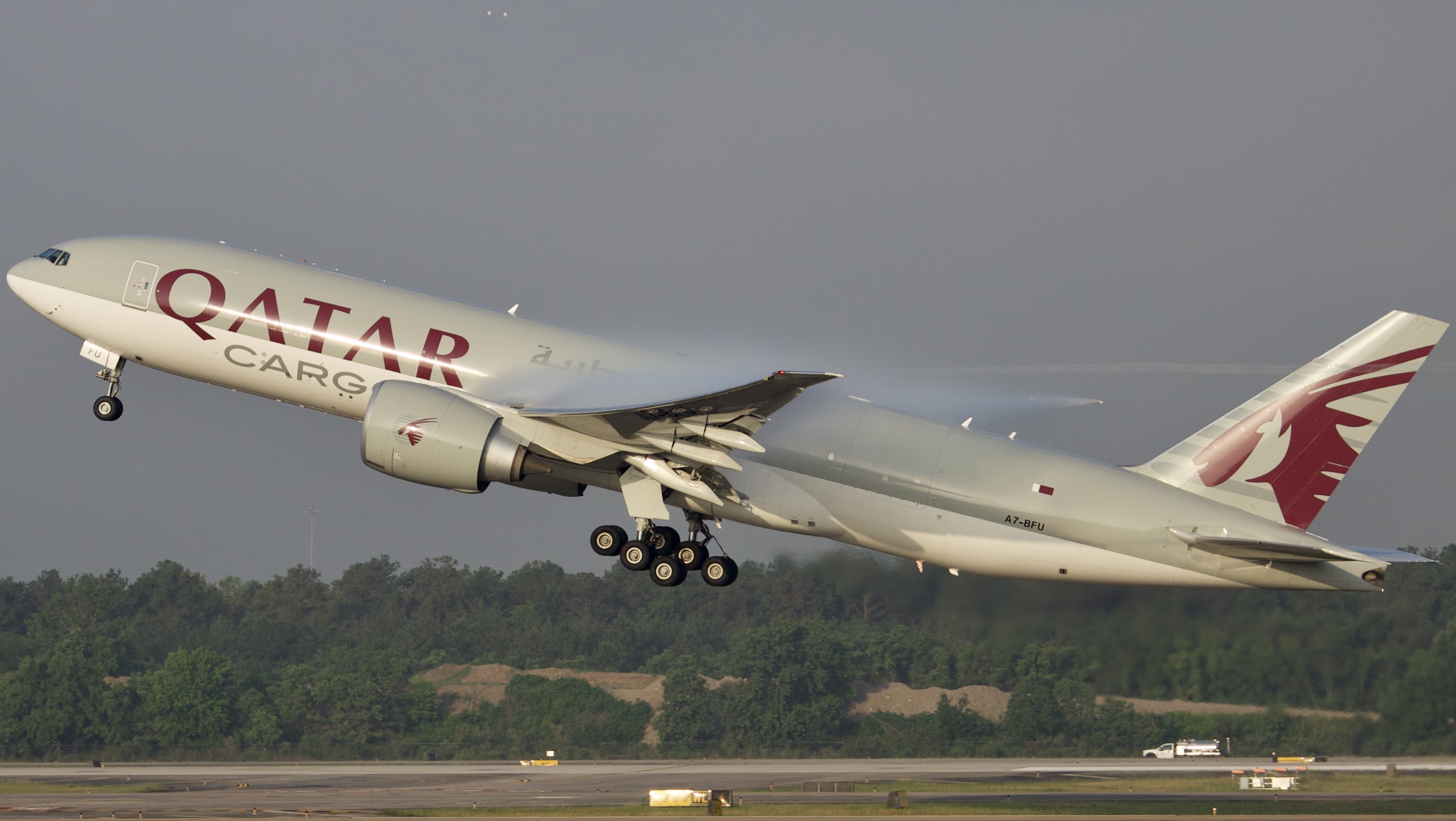 Full size: Qatar Cargo Boeing 777-F A7-BFU at Houston-George Bush Intercontinental Airport