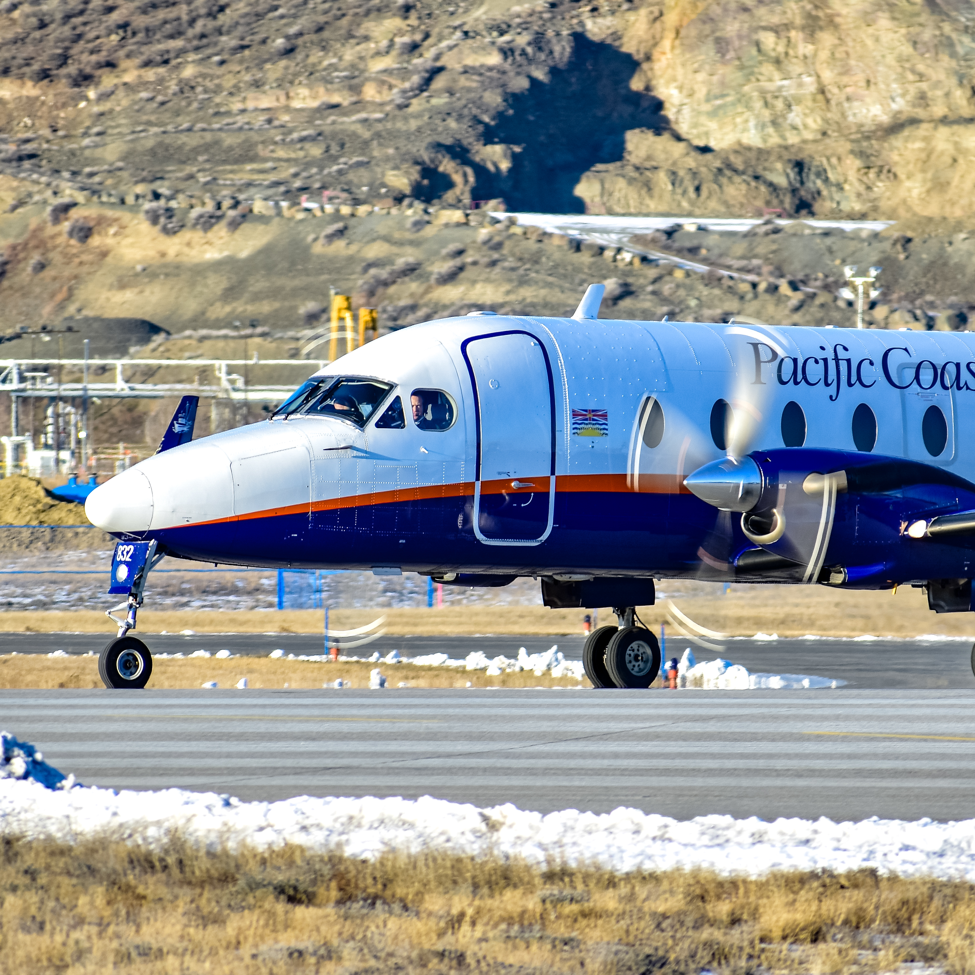 Full size: Pacific Coastal Airlines Beechcraft 1900D C-GPCL at Kamloops Airport
