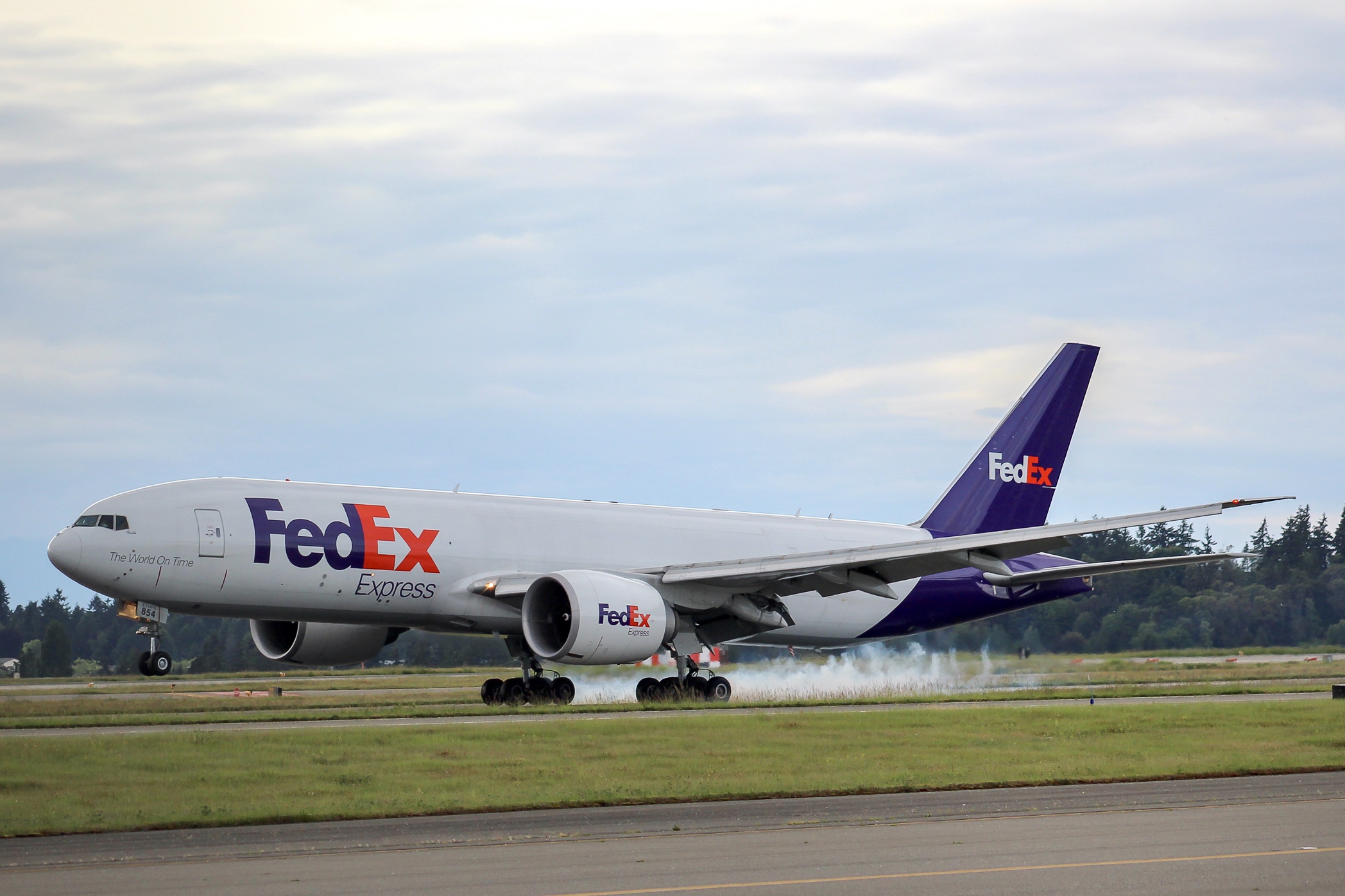 Full size: FedEx Express Boeing 777-F N854FD at Seattle-Tacoma International Airport