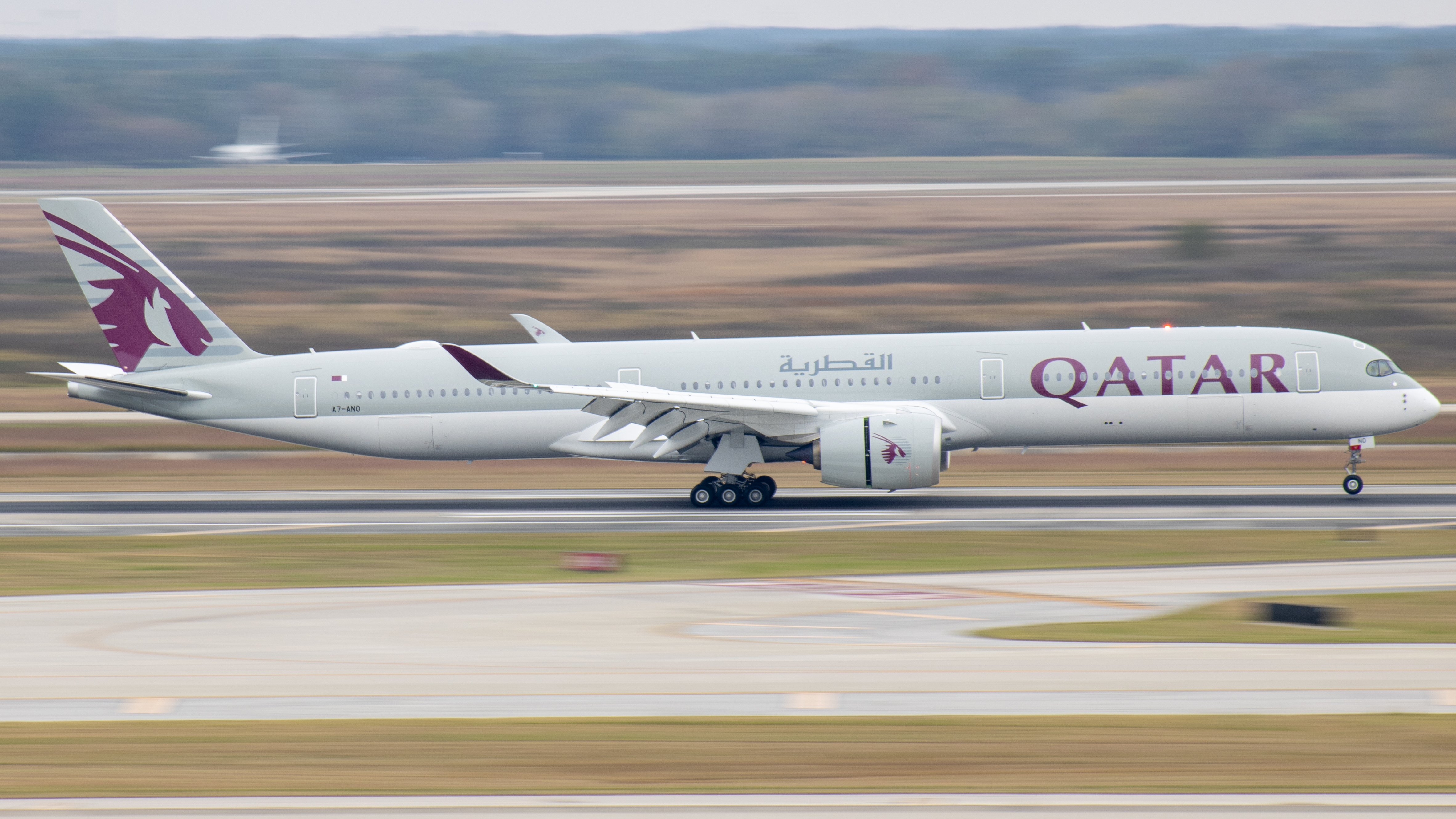 Full size: Qatar Airways Airbus A350-1000 A7-ANO at Houston-George Bush Intercontinental Airport