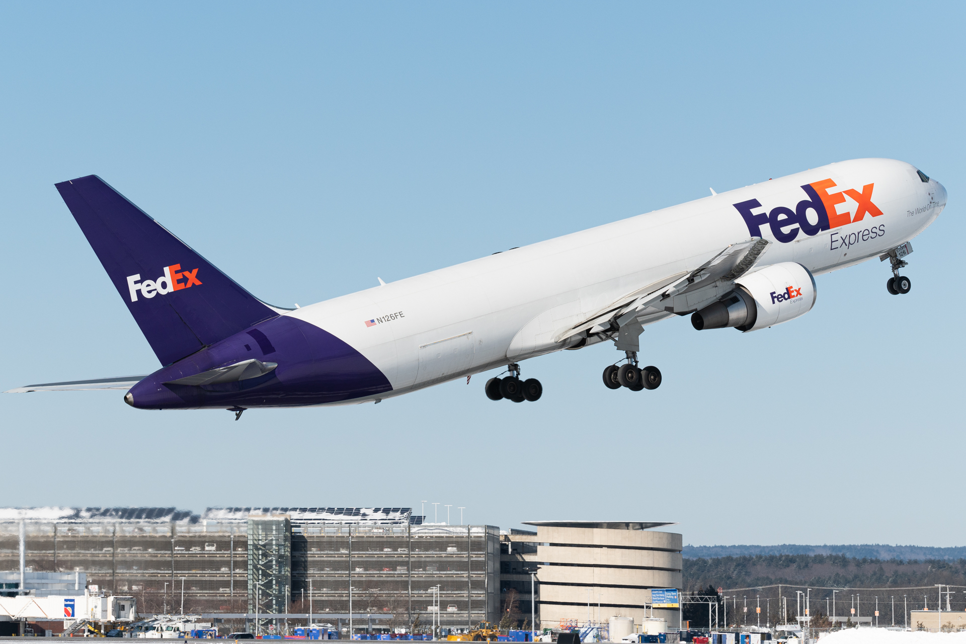 Full size: FedEx Boeing 767-300F N126FE at Manchester Airport