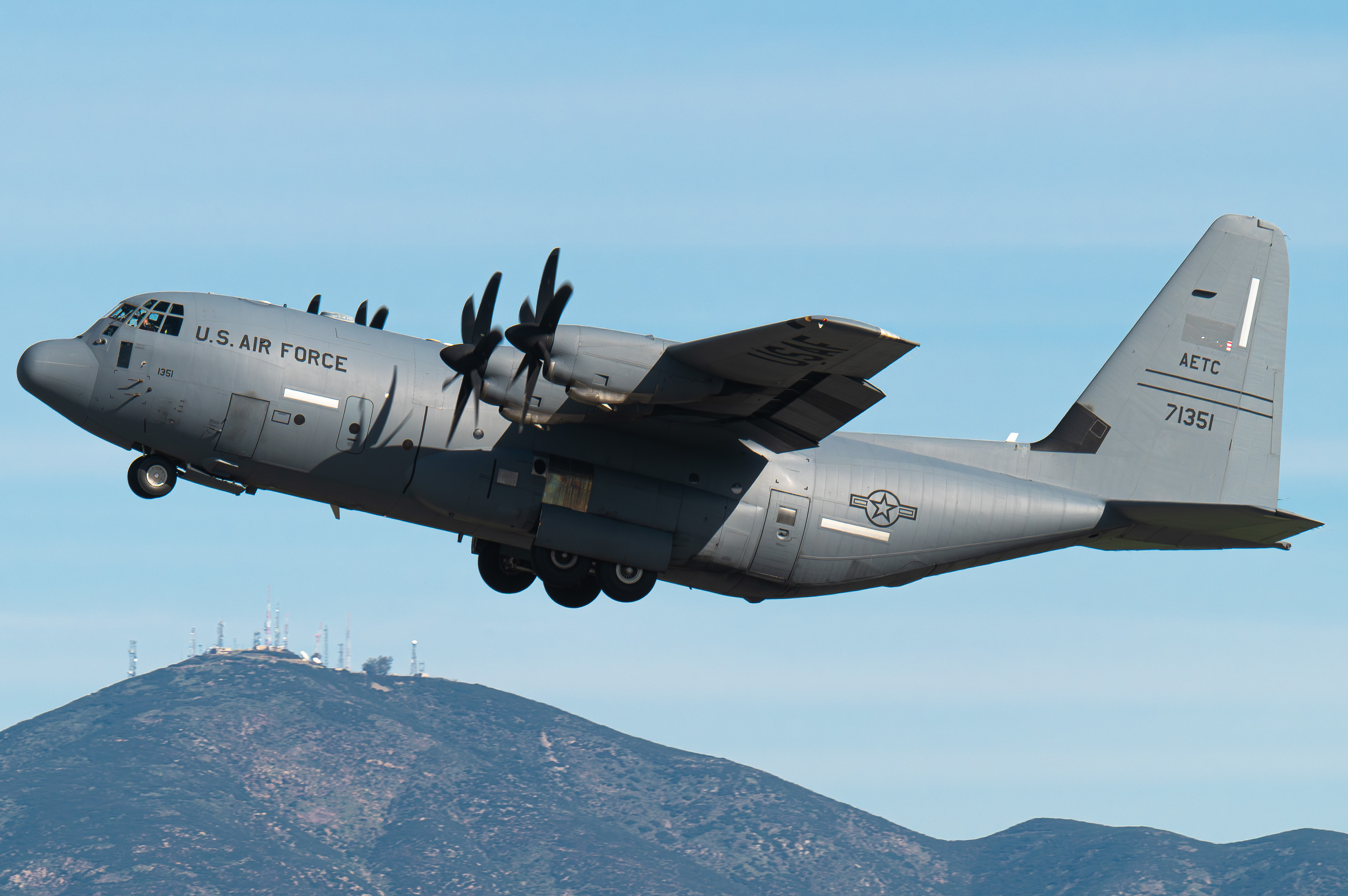 Full size: USAF - United States Air Force Lockheed C-130J Hercules 97-1351 at Brown Field Municipal Airport