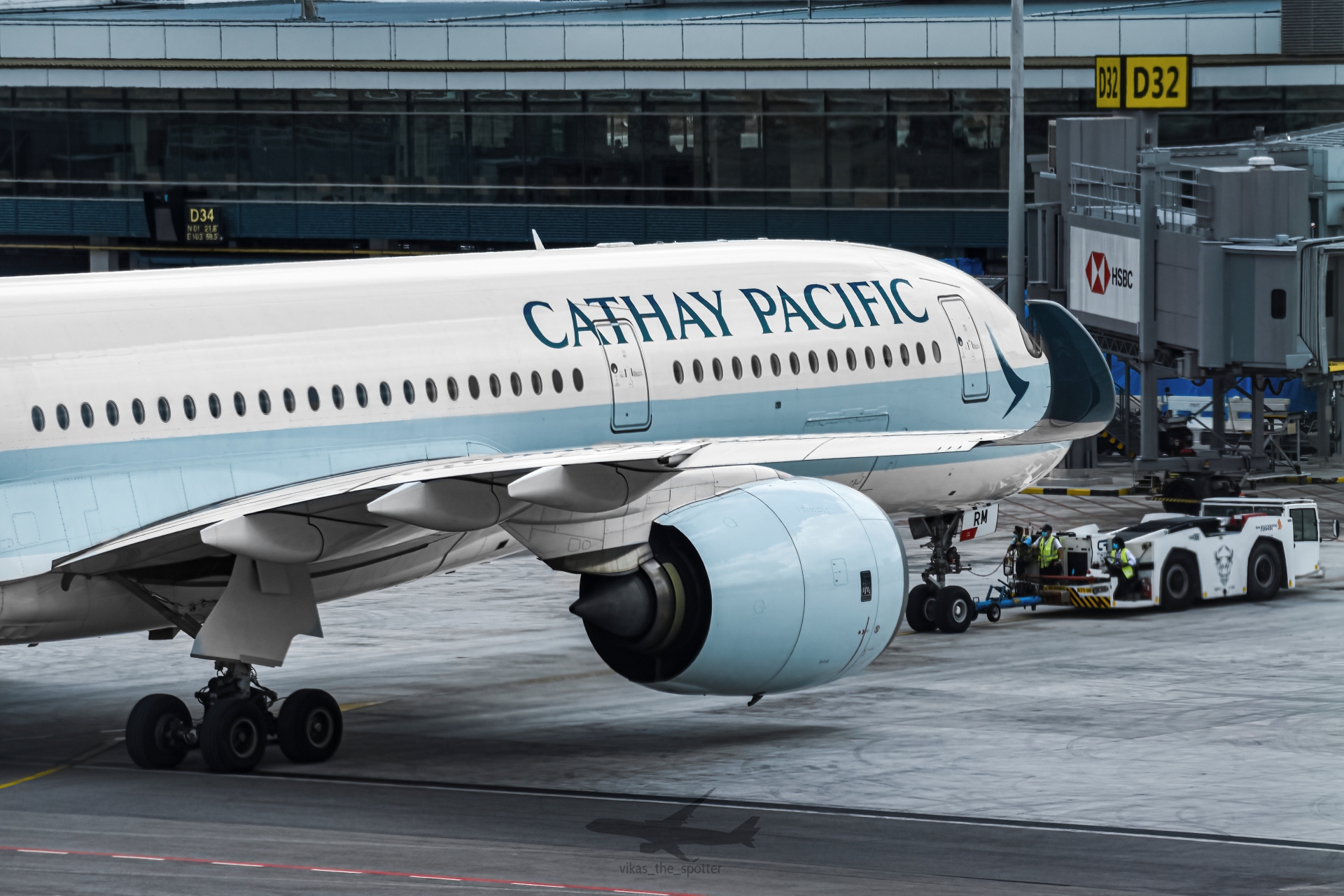 Full size: Cathay Pacific Airbus A350-900 B-LRM at Singapore-Changi Airport