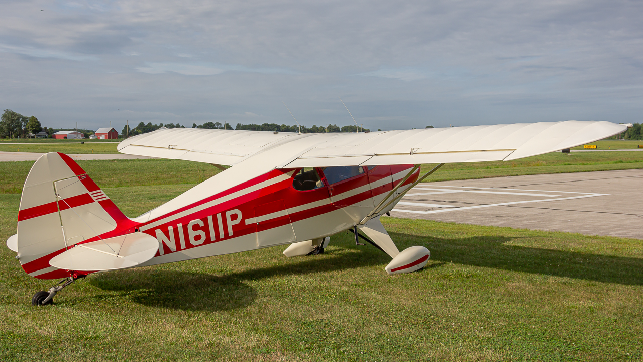 Full size: PRIVATE Piper PA-22 N1611P at Delaware Municipal Airport