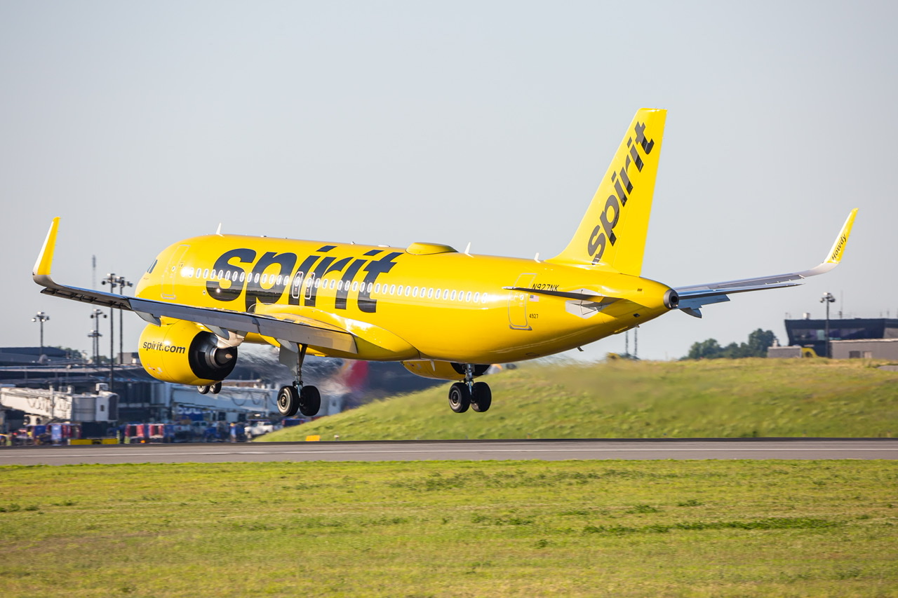 Full size: Spirit Airlines Airbus A320NEO N927NK at Baltimore/Washington International Thurgood Marshall Airport