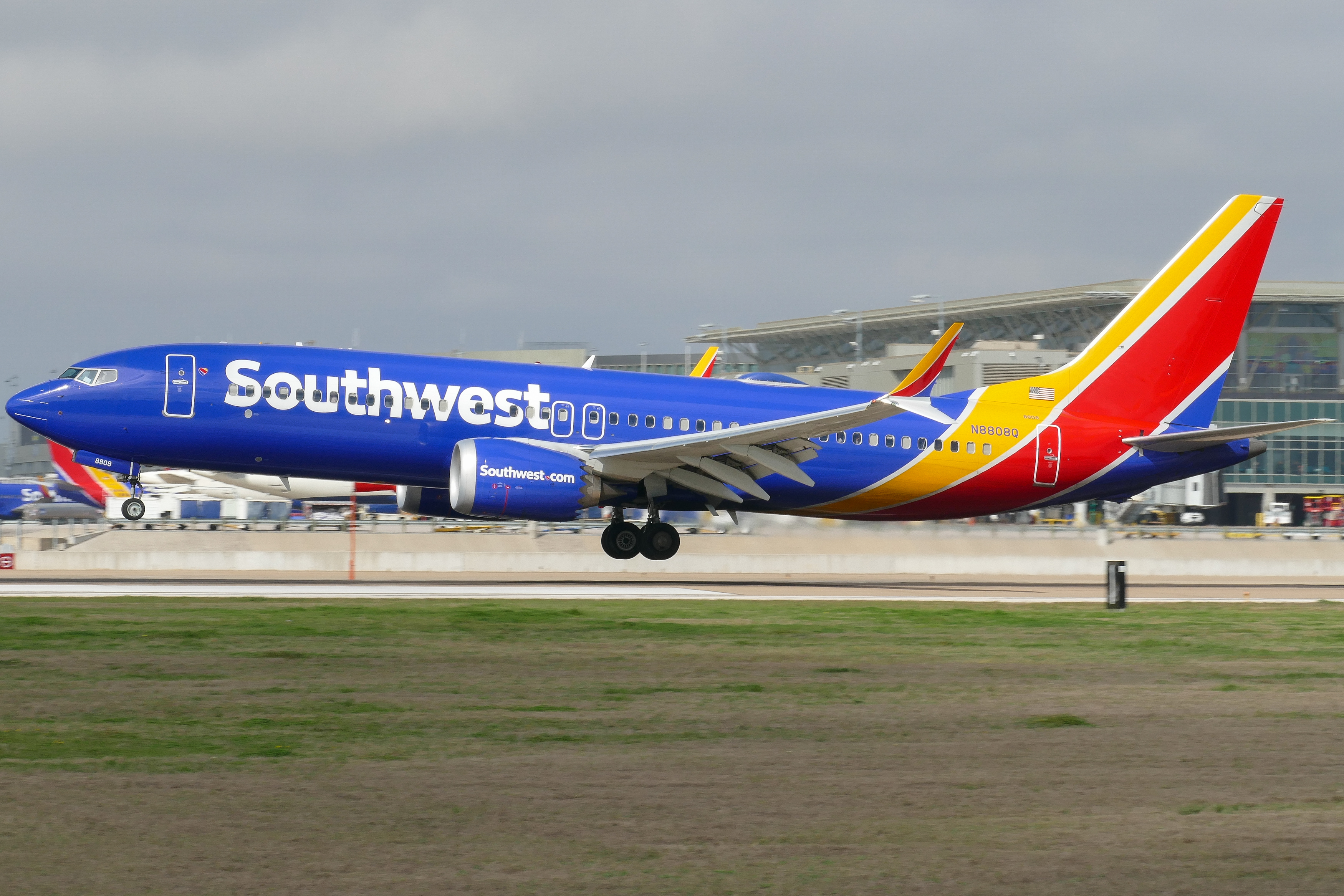 Full size: Southwest Airlines Boeing 737 MAX 8 N8808Q at Austin-Bergstrom International Airport