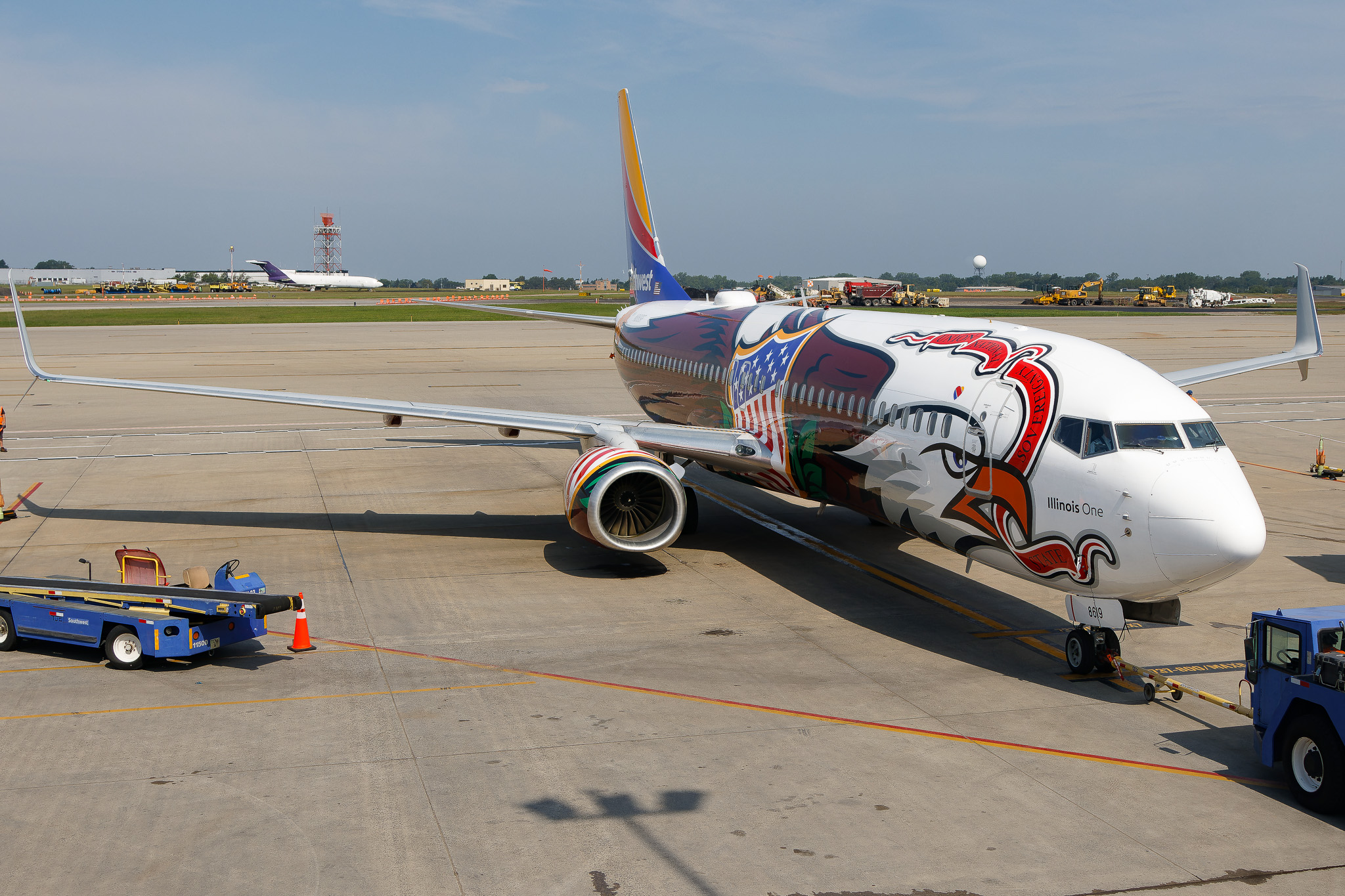 Full size: Southwest Airlines Boeing 737-800 N8619F at Buffalo Niagara International Airport