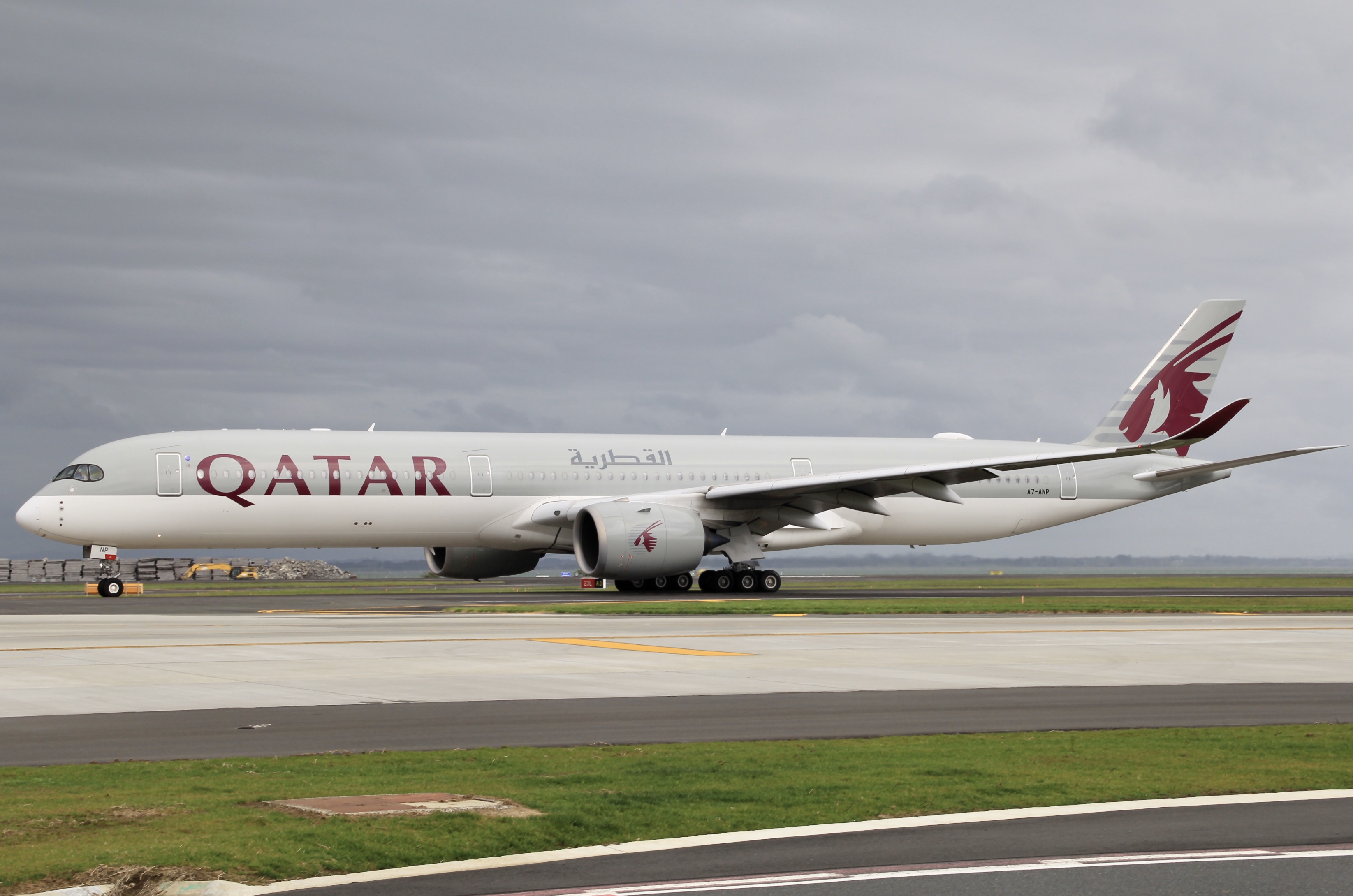 Full size: Qatar Airways Airbus A350-1000 A7-ANP at Auckland International Airport