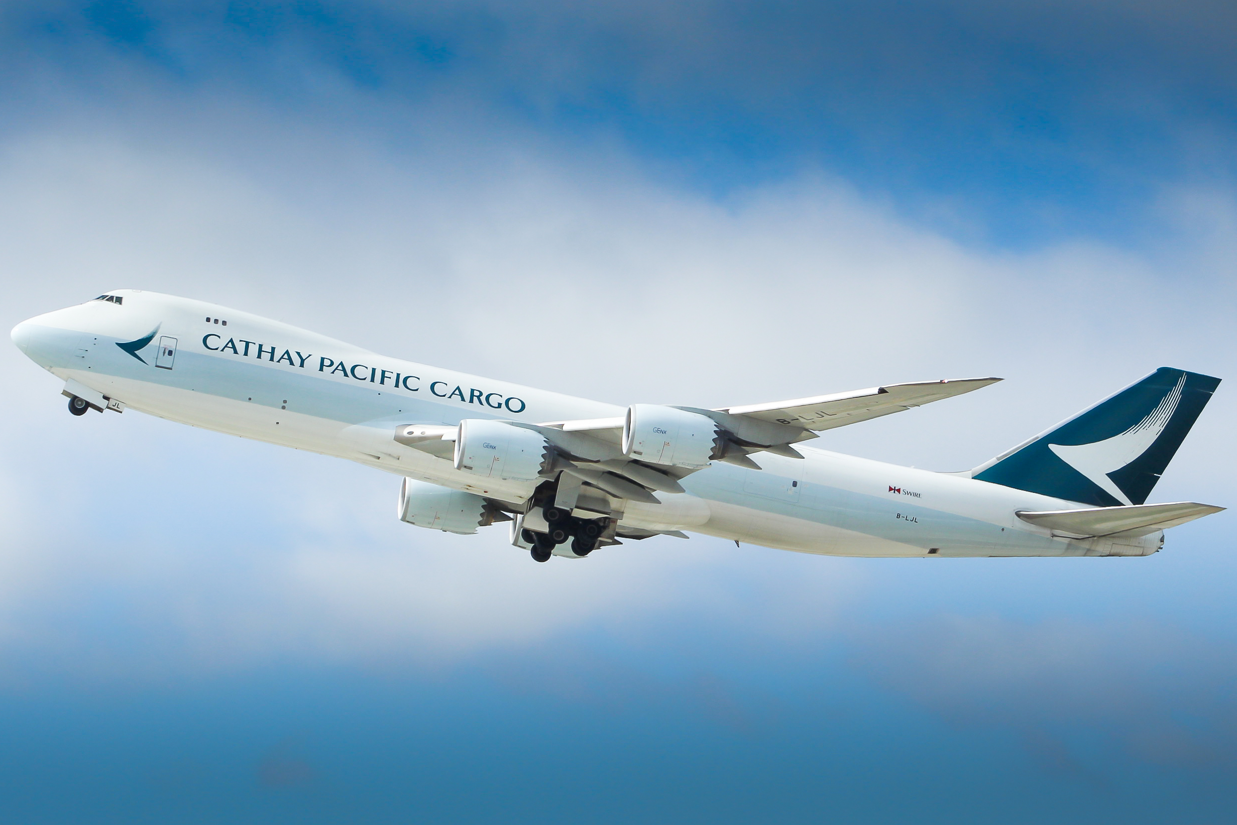 Full size: Cathay Pacific Cargo Boeing 747-8F B-LJL at Los Angeles International Airport