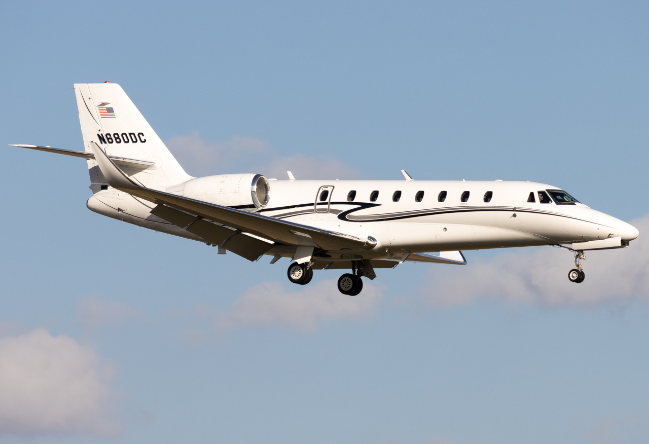 Full size: PRIVATE Cessna 680 Citation Sovereign  N680DC at Hector International Airport