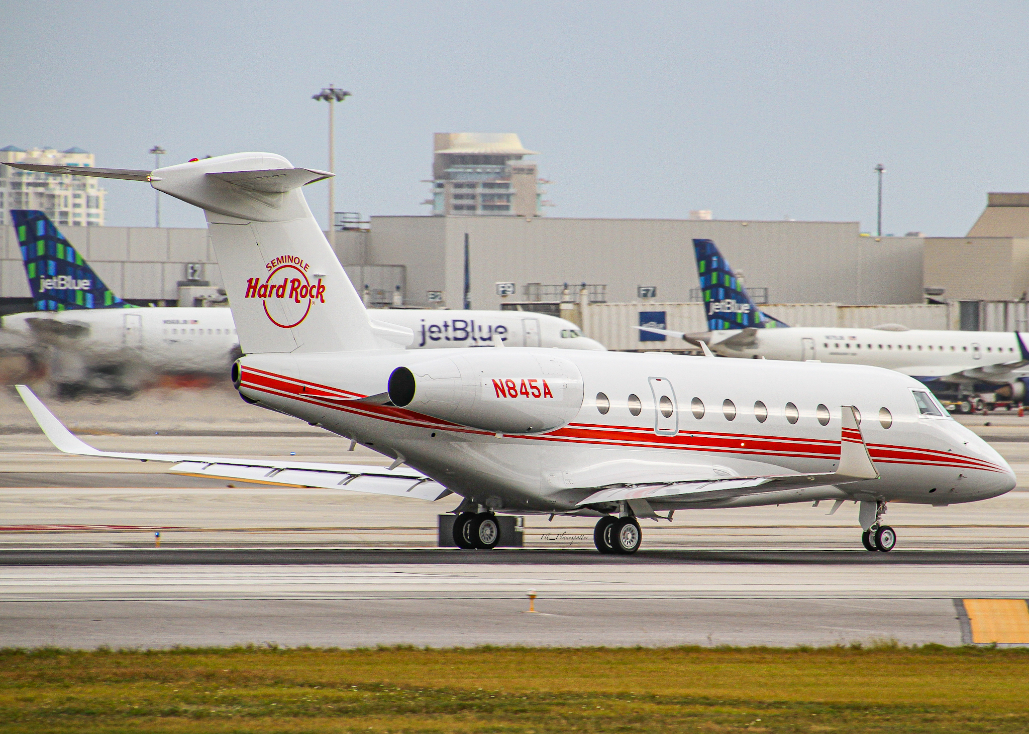 Full size: PRIVATE Gulfstream G280 N845A at Fort Lauderdale/Hollywood International Airport