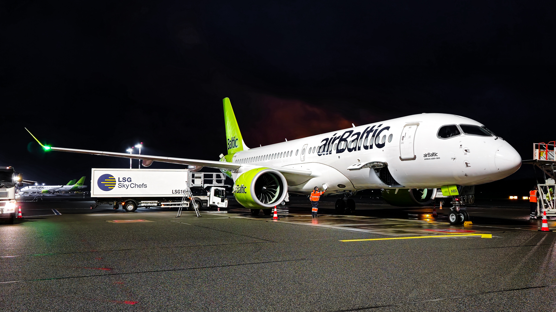 Full size: Air Baltic Airbus A220-300 YL-ABD at Riga International Airport