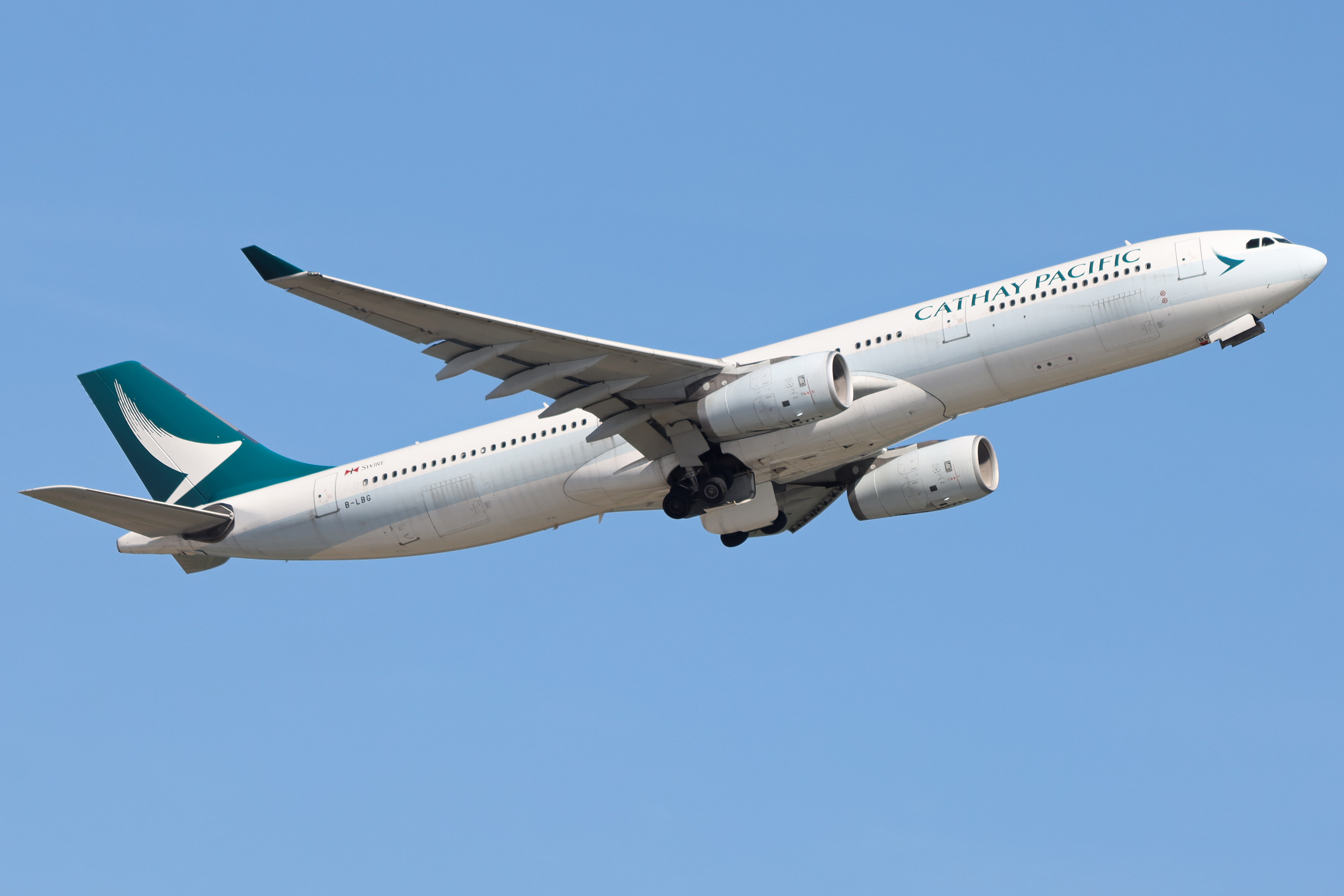 Full size: Cathay Pacific Airbus A330-300 B-LBG at Hong Kong International Airport