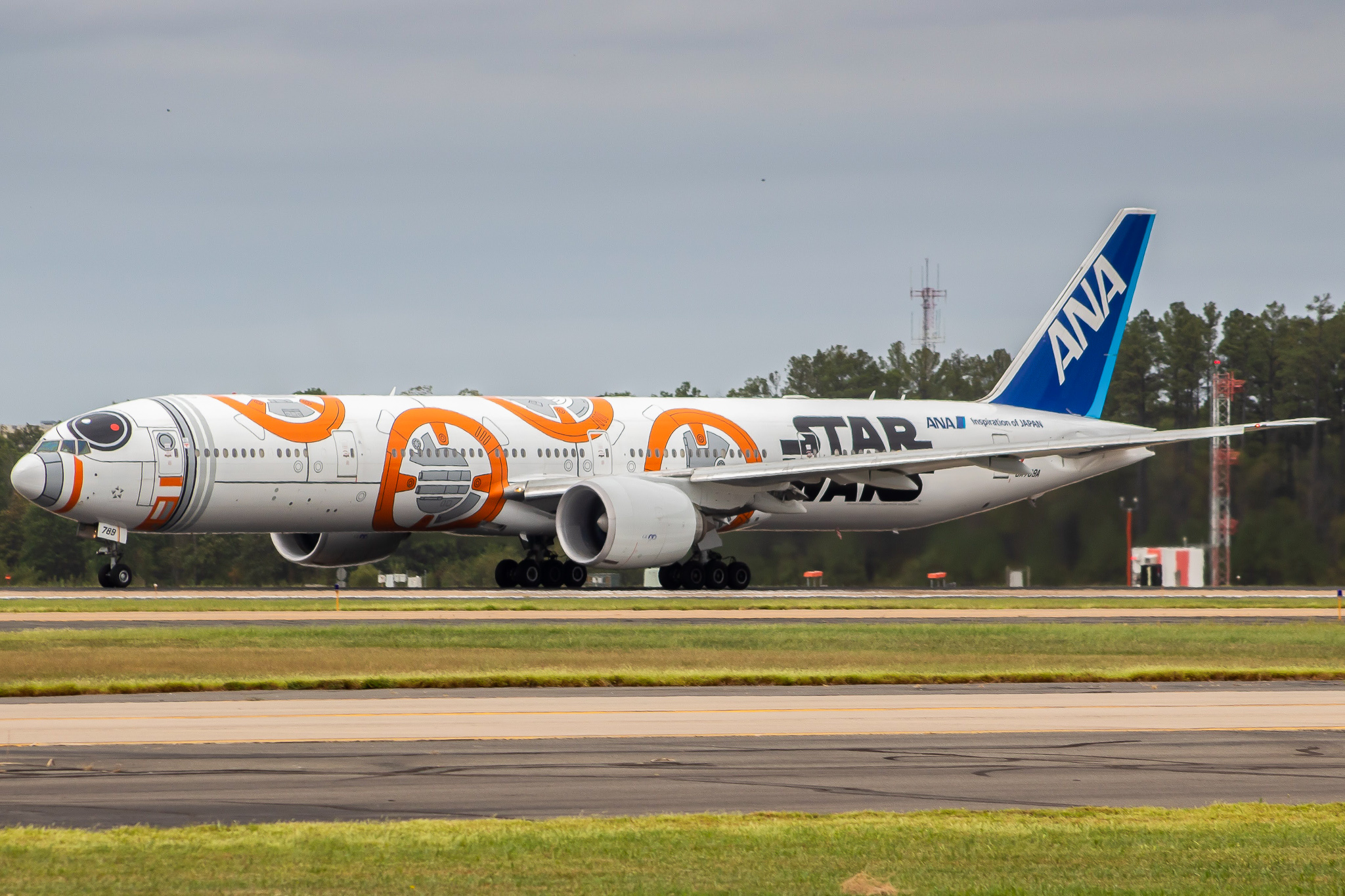 Full size: All Nippon Airways Boeing 777-300ER JA789A at Washington Dulles International Airport