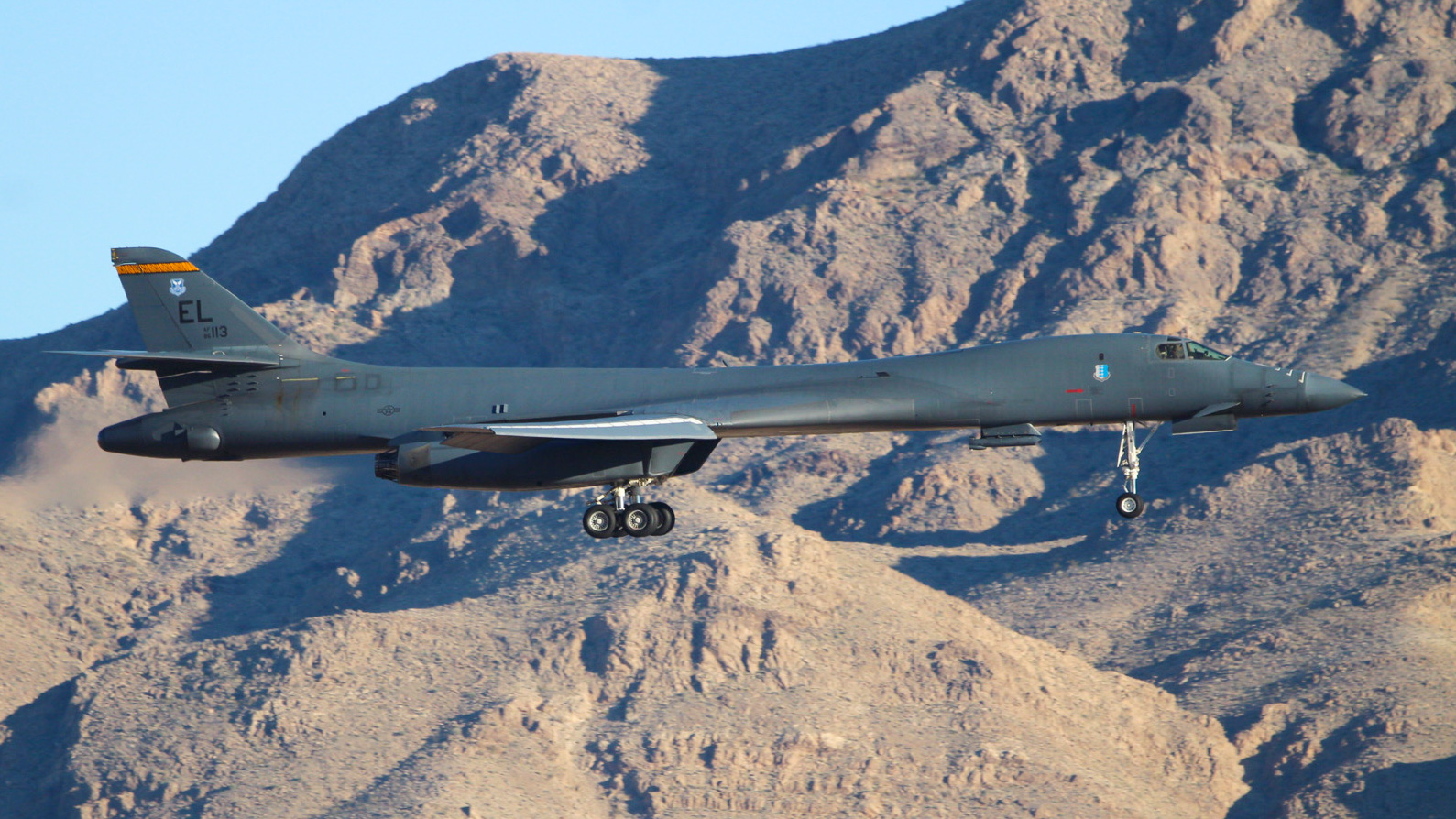 Full size: USAF - United States Air Force Rockwell B-1B Lancer 86-0113 at Nellis Air Force Base
